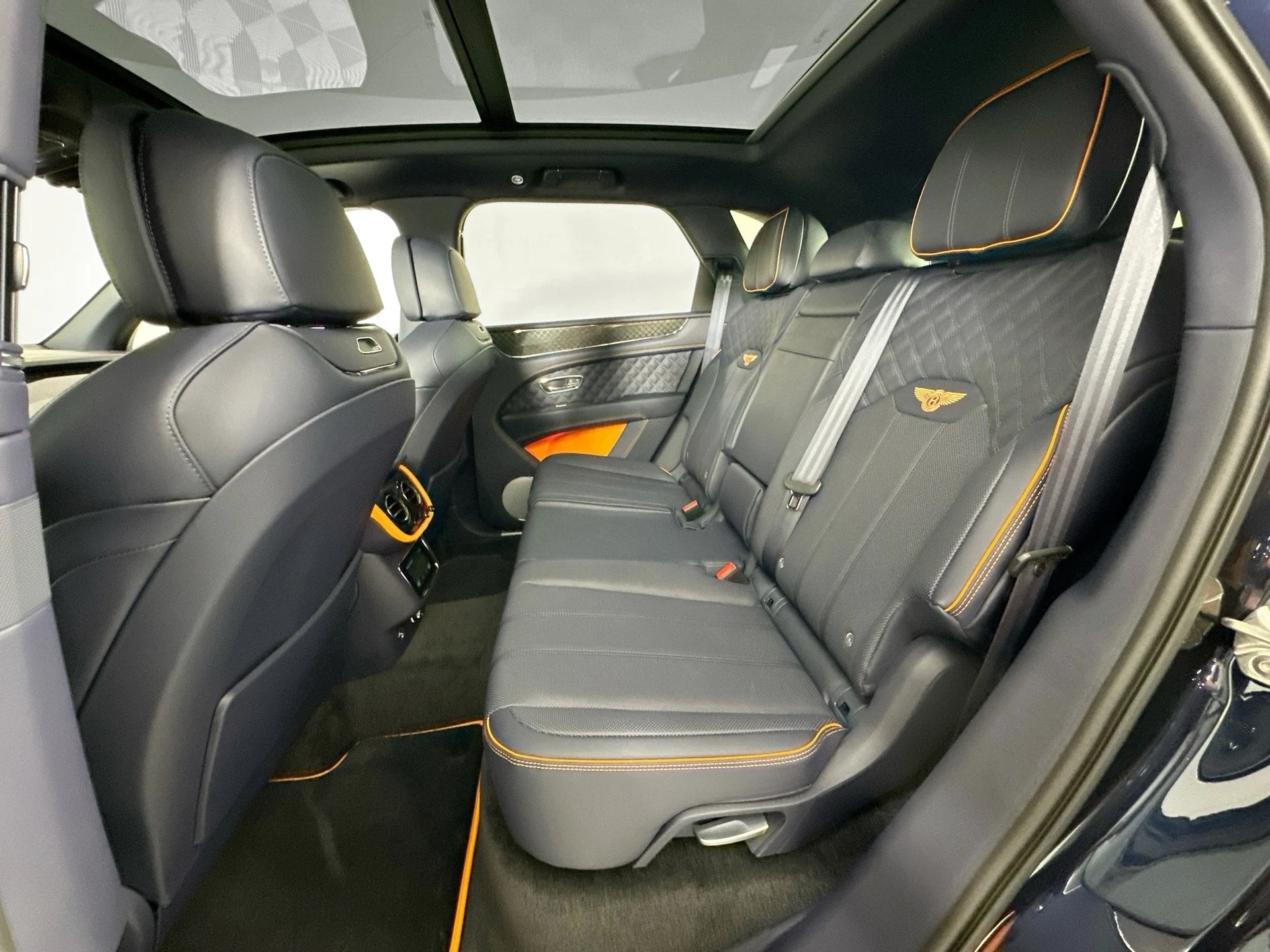 mph021_278252866_22_71663fdf25