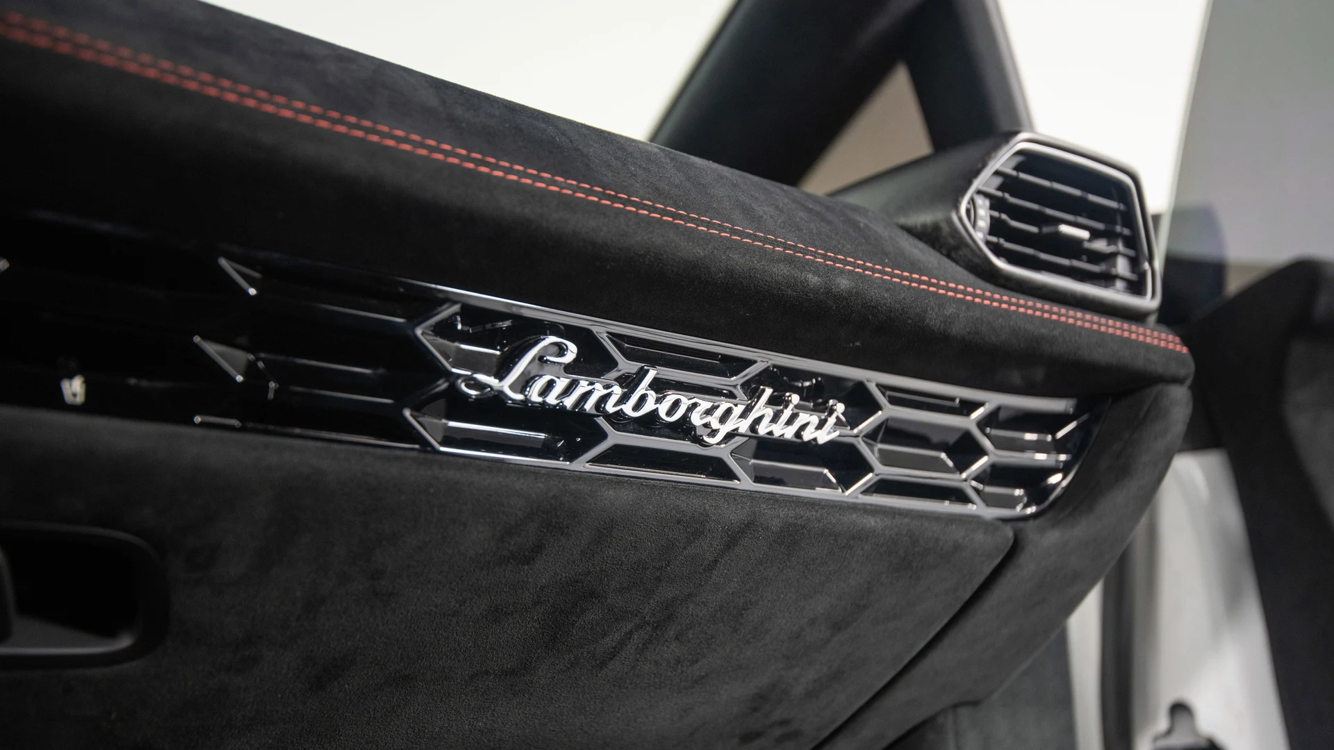 mph021_2790757034_c625d9b6b6264e5c8757bf9abcd6e3c1_3b336386e5