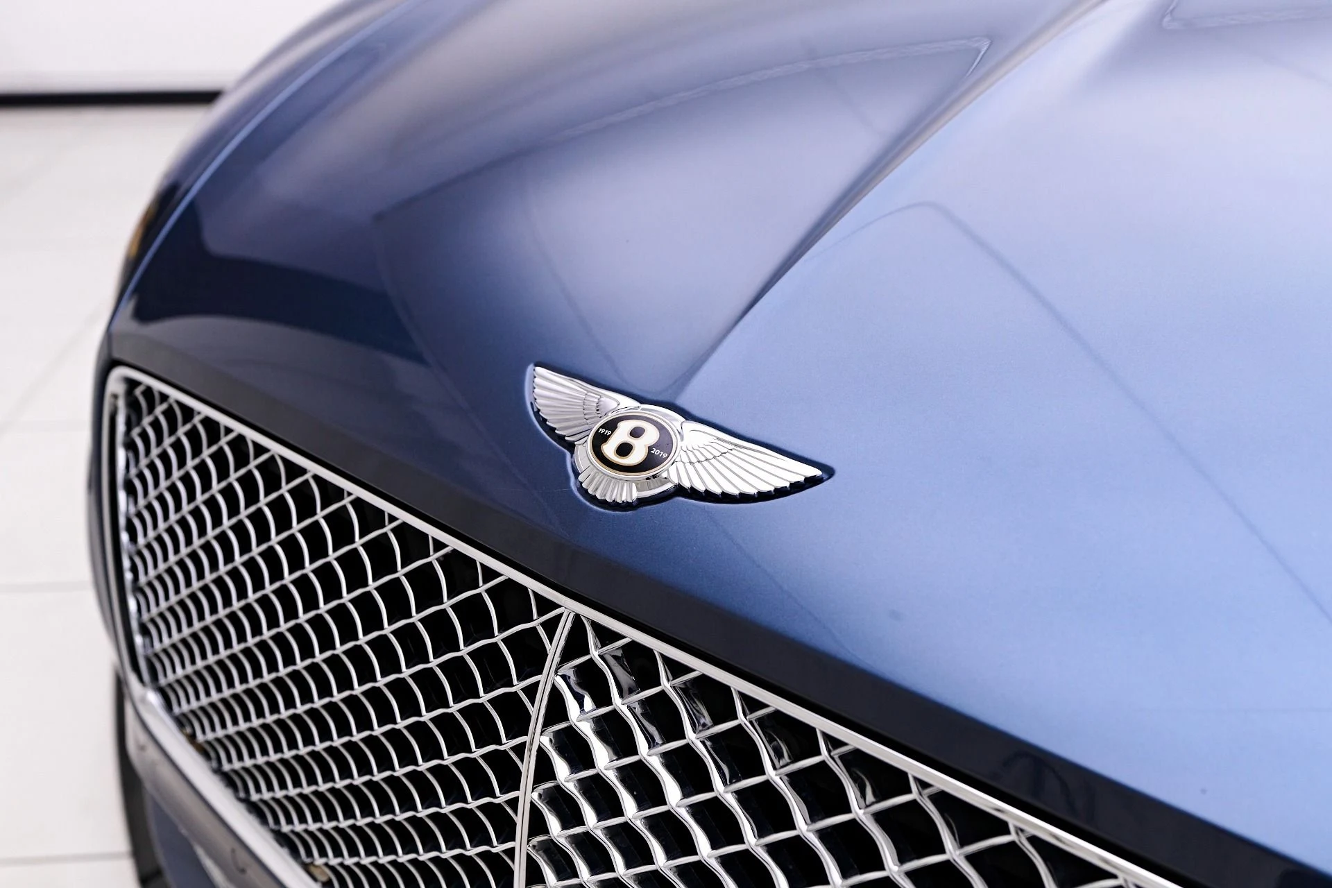 mph021_2794196380_Used_2020_Bentley_Continental_GT_V8_1758744266_344425482c
