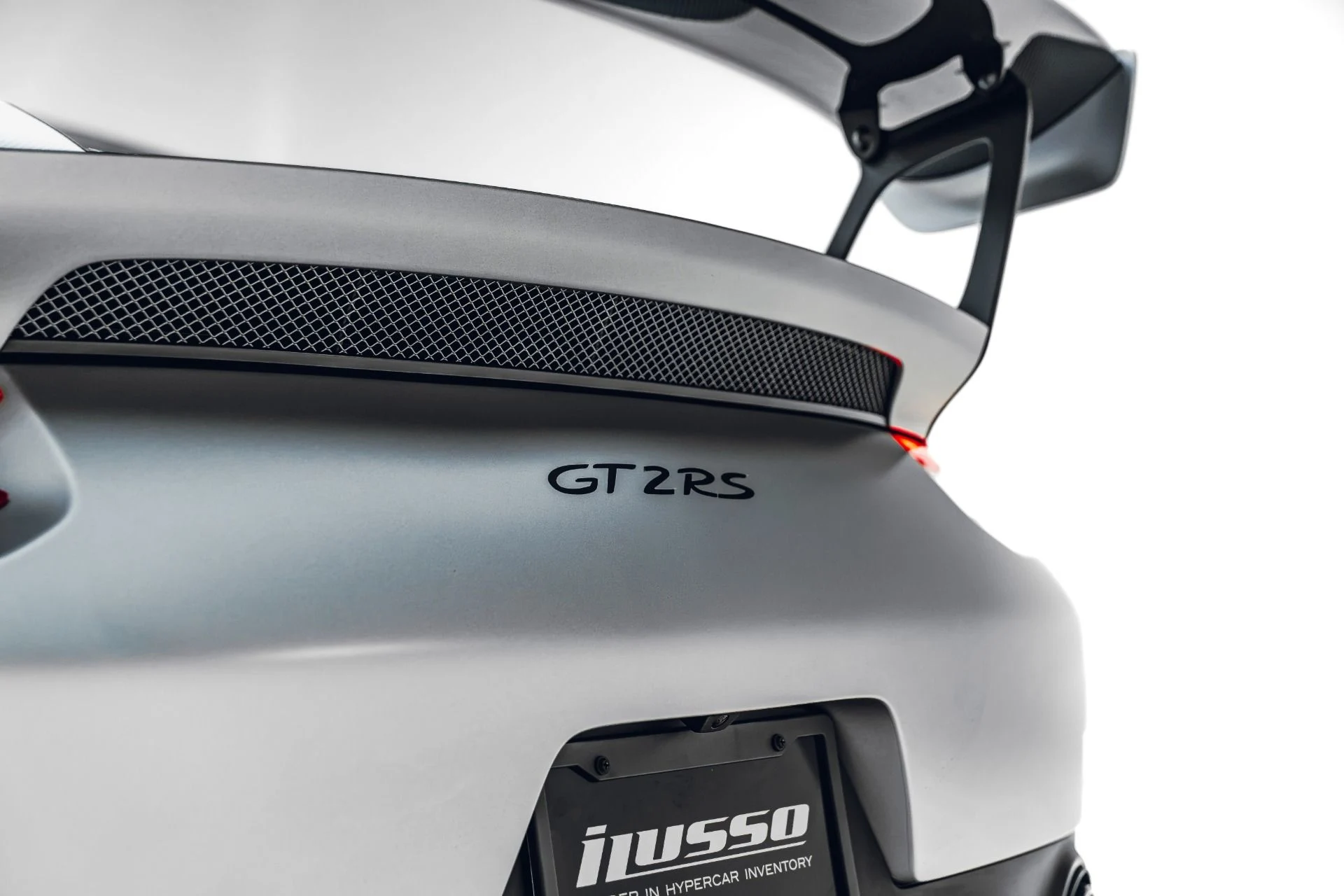 mph021_2806132003_Used_2018_Porsche_911_GT_2_RS_1782090394_a1583f162e
