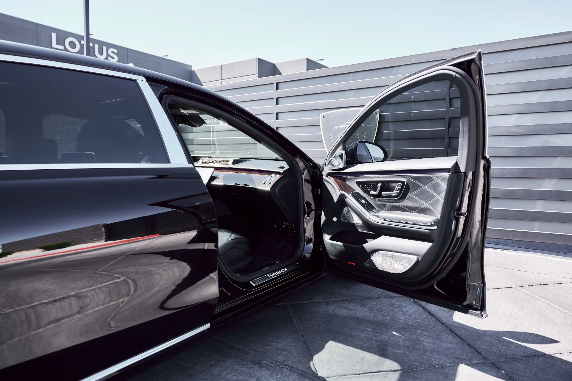 mph021_2811930425_Used_2021_Mercedes_Benz_S_Class_Maybach_S_580_1773278674_4cb101e6f0