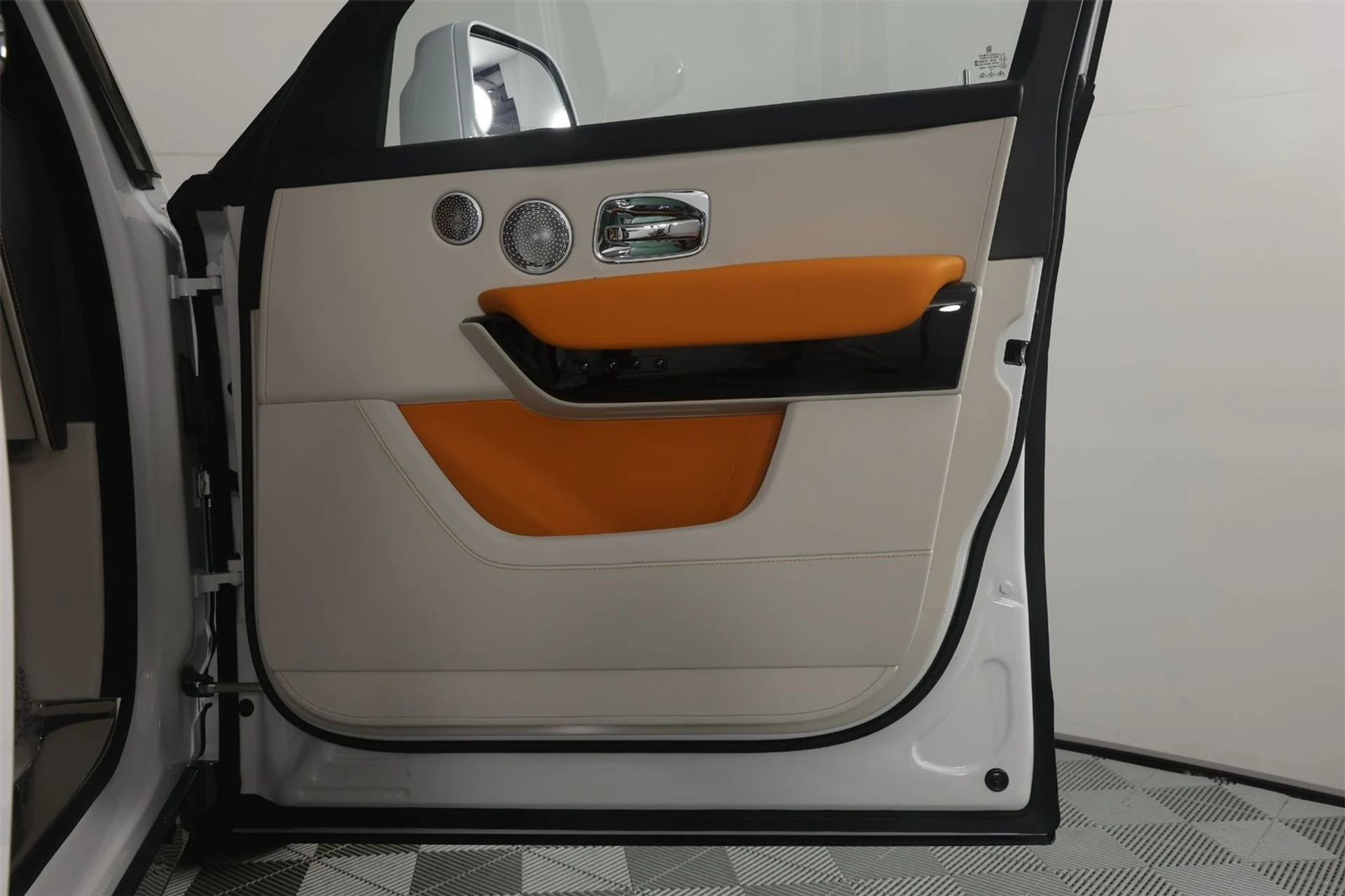 mph021_2823451511_d74f92aff1d4509da7af1ea2b877772a_263cfa5573