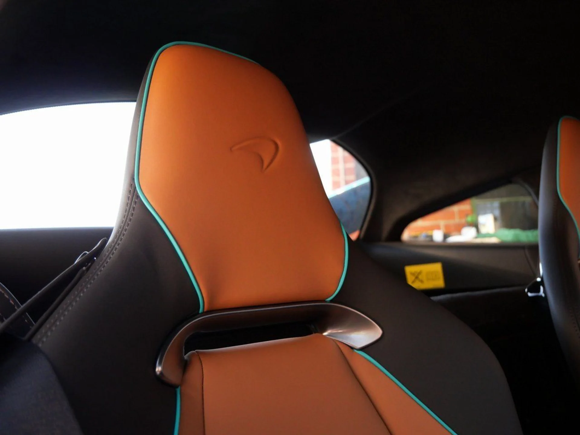 mph021_2823552153_9678aa622296bf93284a3290fc00e28cx_196dc7a846