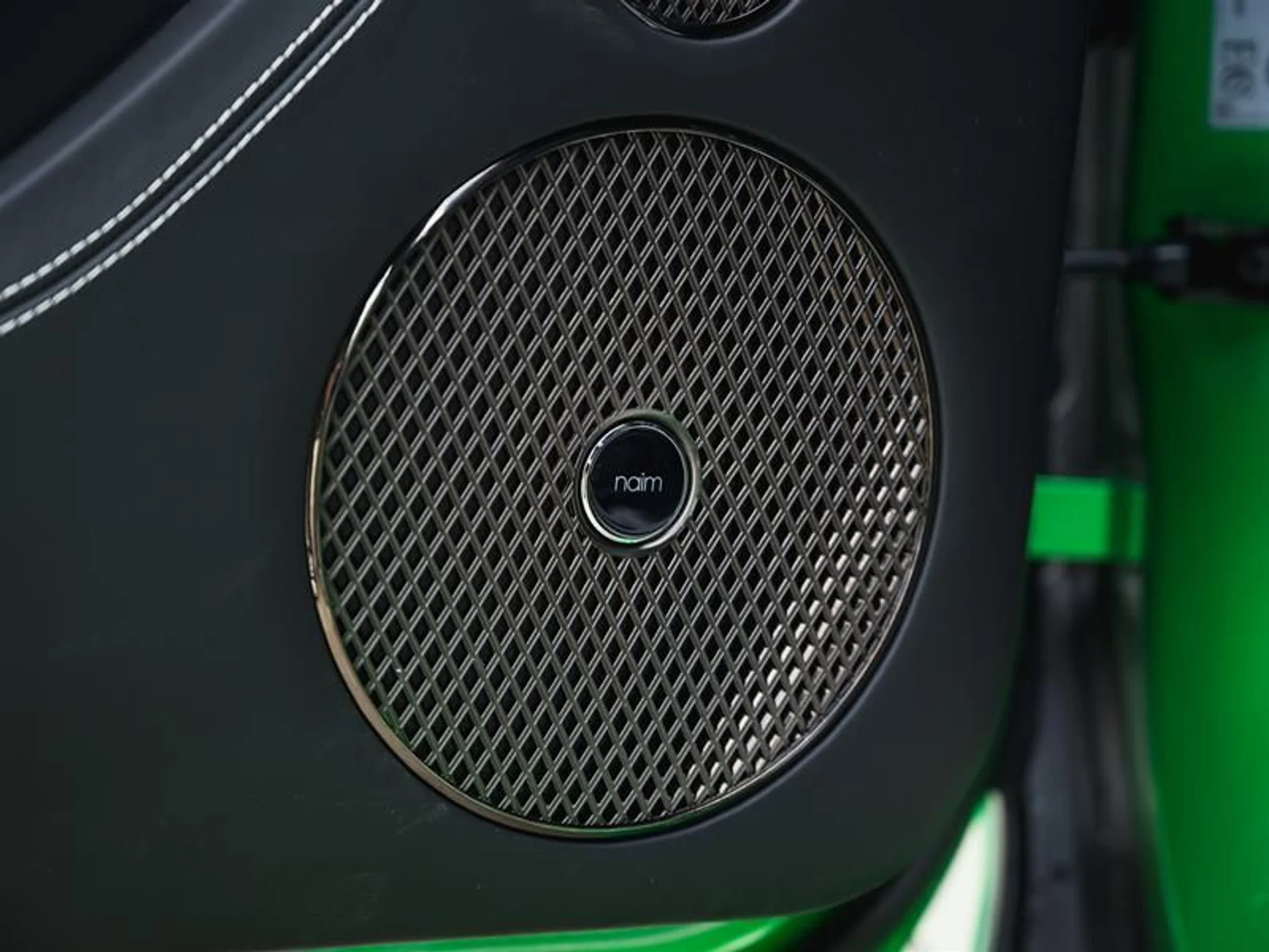 mph021_2824461232_twtgdtrf_058f29bae3