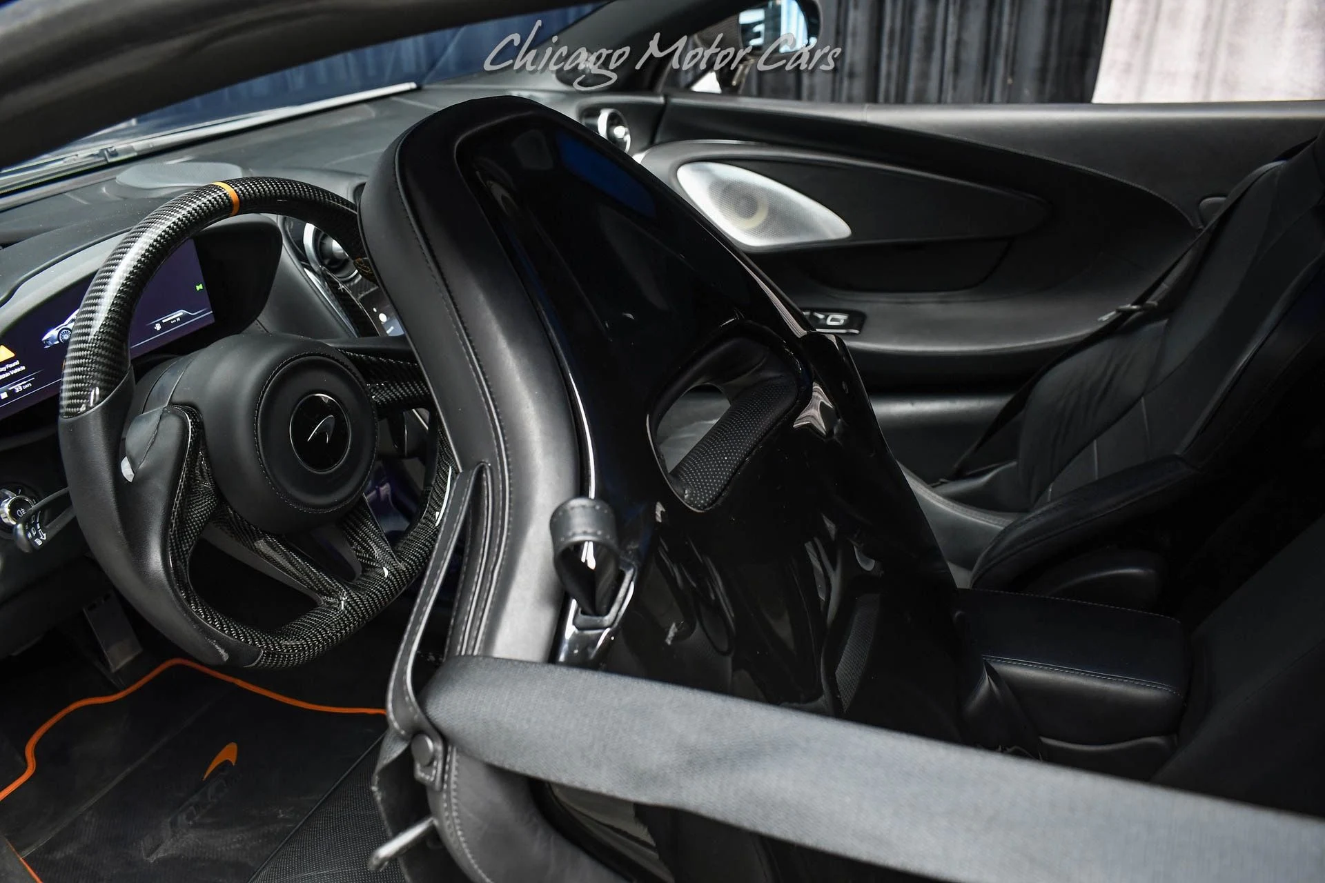 mph021_2827753561_10371_p22_l_2f54d391b3