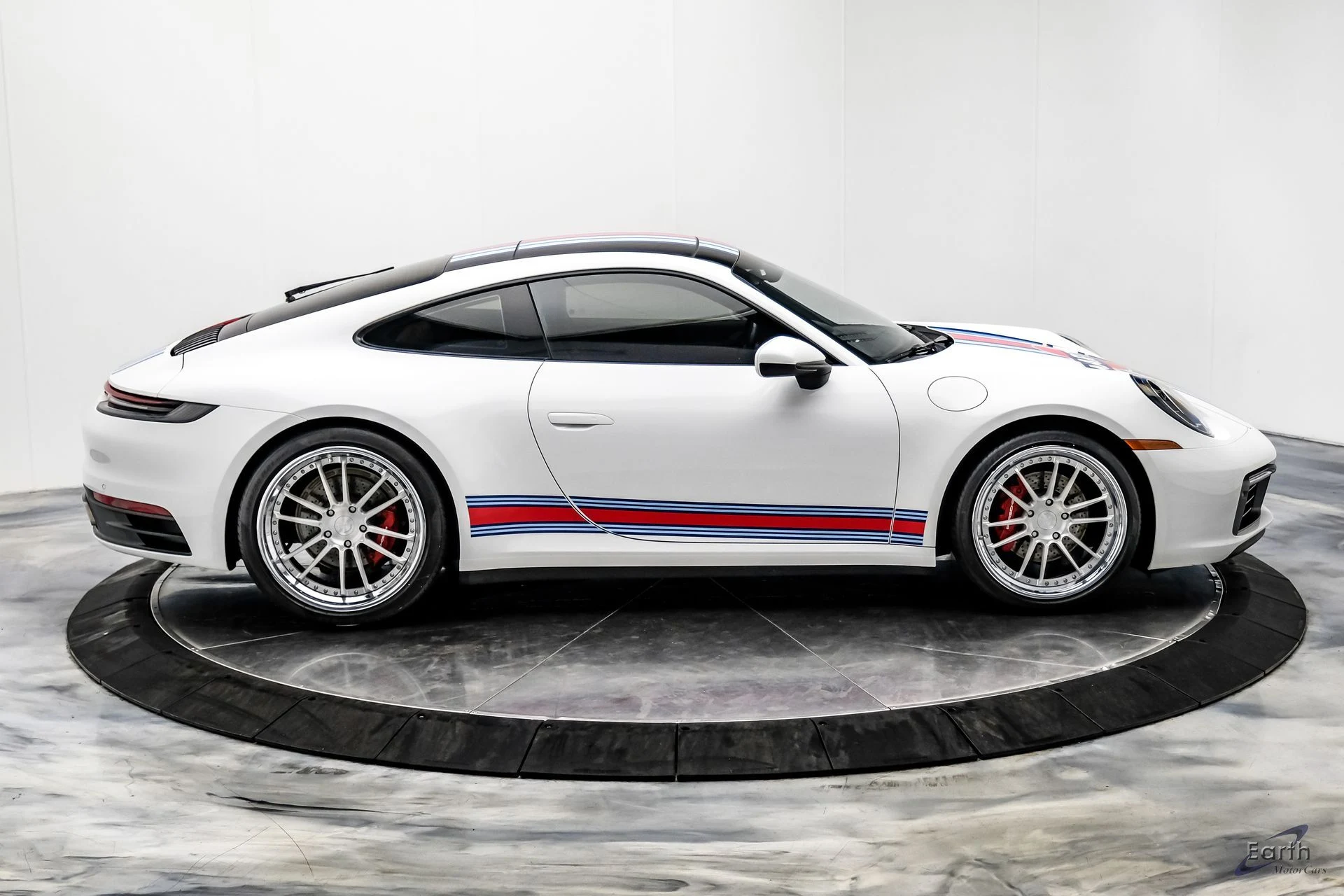 mph021_2829630280_fece989d899c459254bf3bbc4ed386a9x_1b12a42885