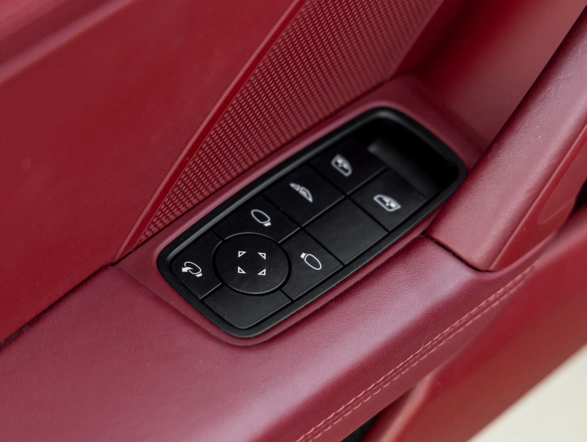 mph021_2833522380_22_622c3f8dad