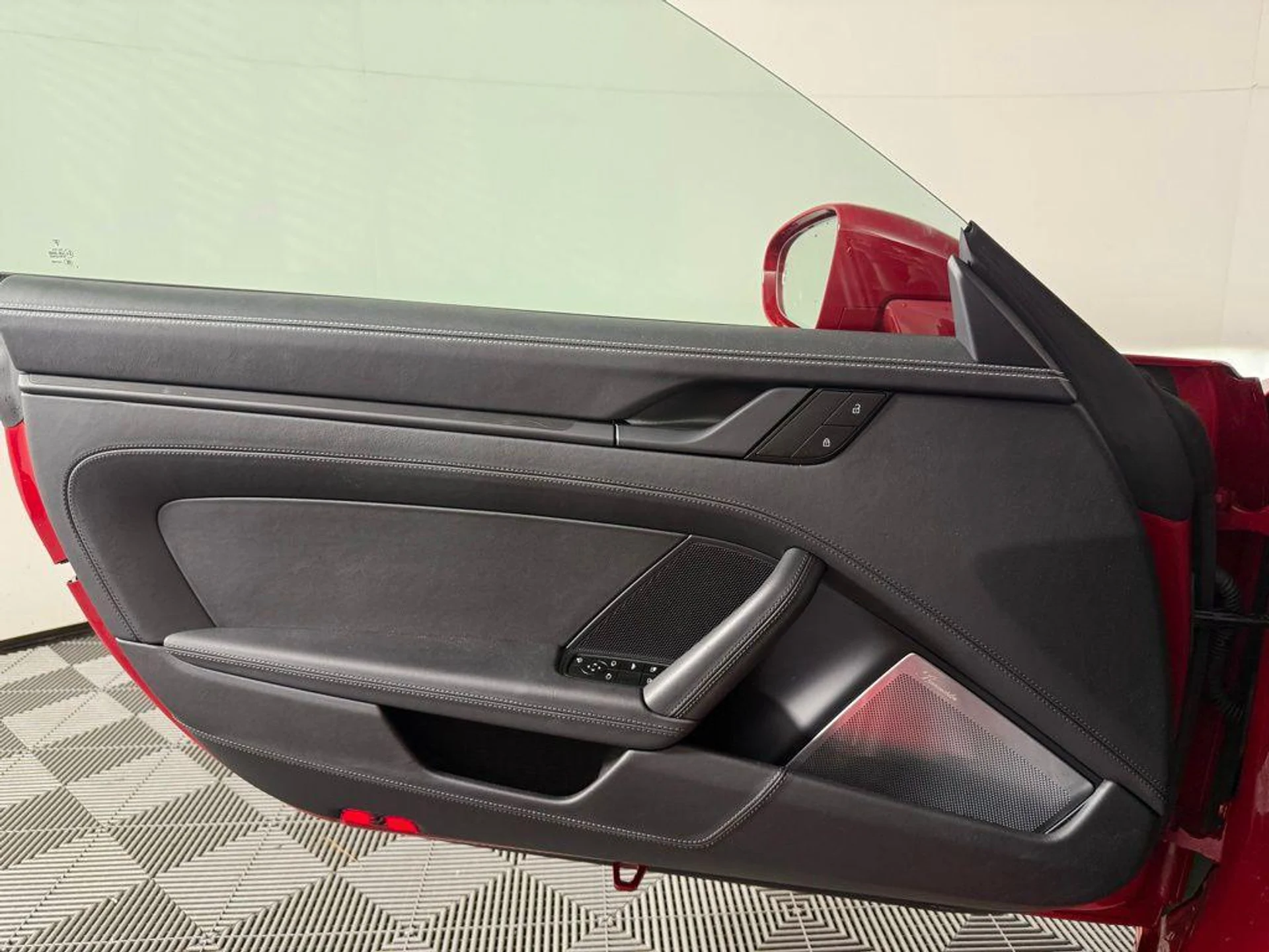 mph021_2834041281_i_LC_Cy_Rk_ZV_32int_Mfdld5_C7_Yqtt_E_bfc3ac9021