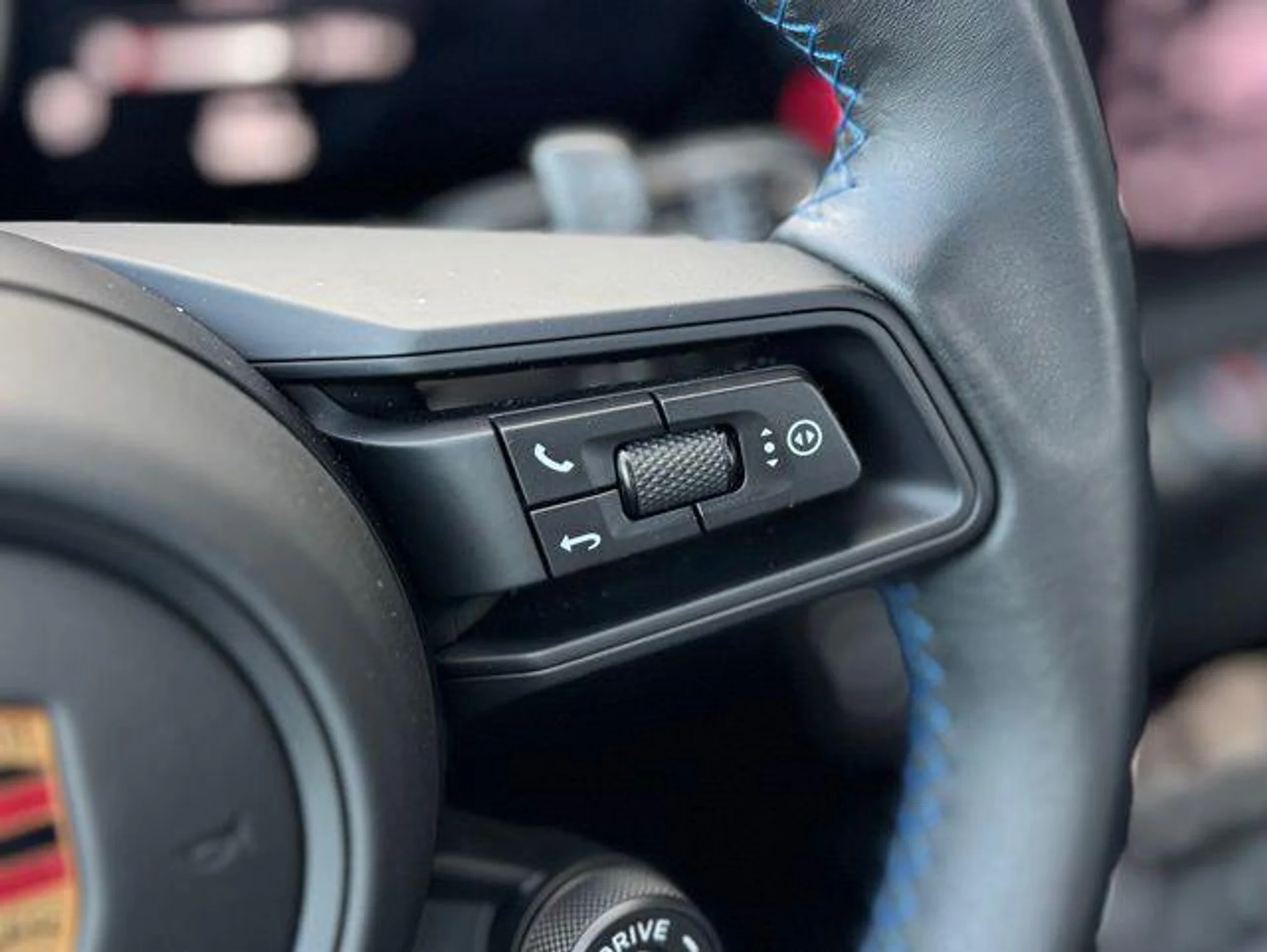 mph021_2834797977_k_Bg_BE_Cmpb_C_Yppx_MYQ_Qba_A59_F_aw_bb4bd9b717