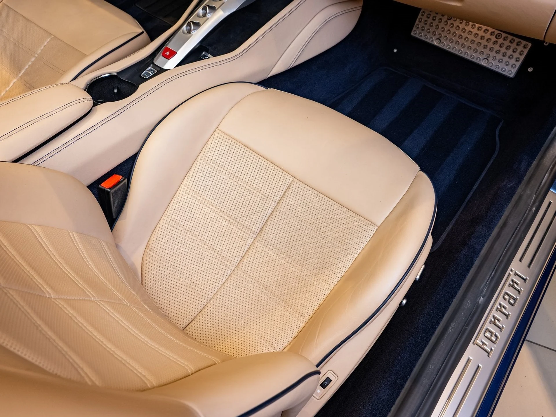 mph021_2837596822_22_ce26933181