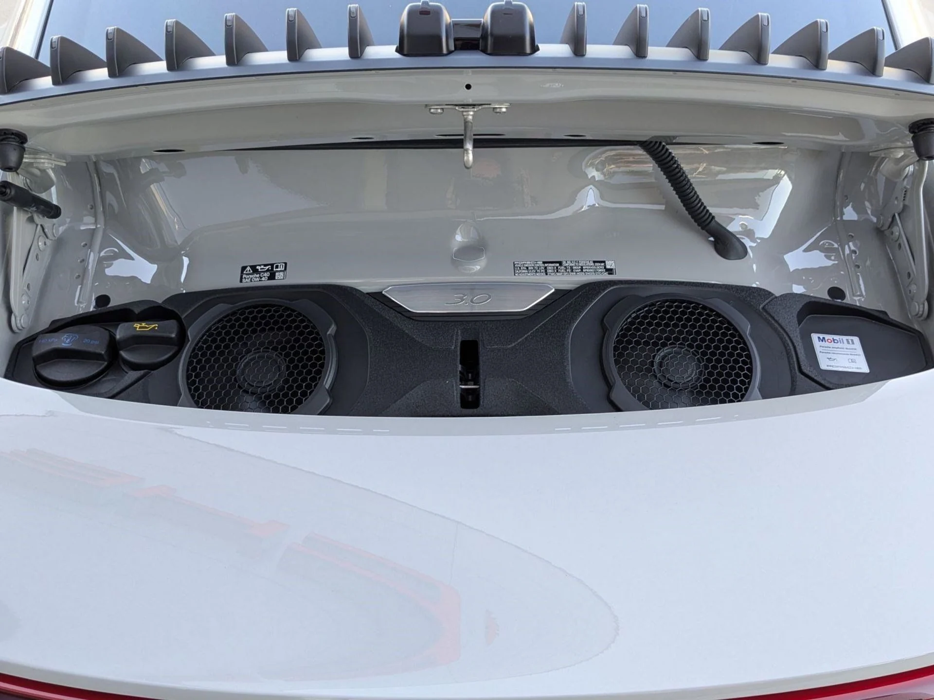 mph021_2837634988_6a650bfa39e93be36e997f4970be5ac6x_50515a537d