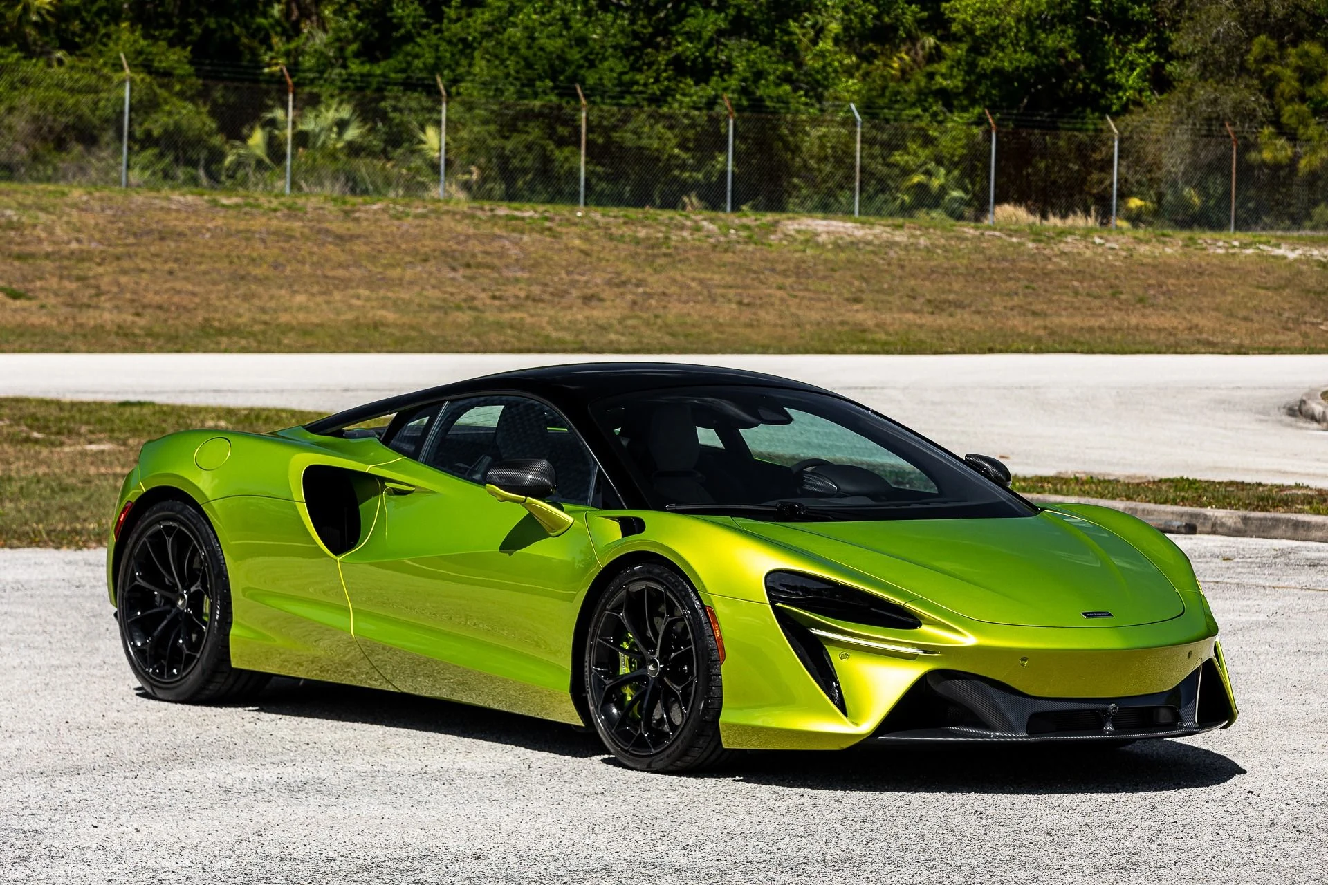 mph021_2838265413_287_p22_l_d34fc476d9