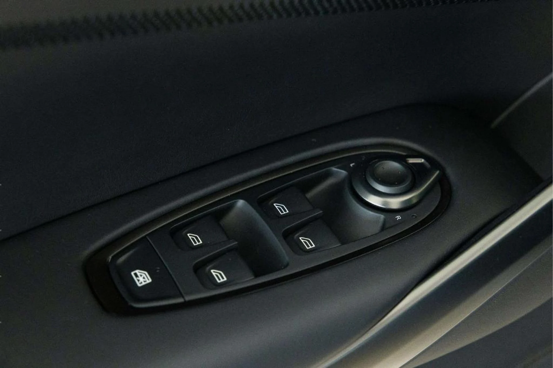 mph021_2838458367_h31_LC_4_J2_Sz2_Y4_Mh_Am_FOF_3cr6v7_Y_080478a355