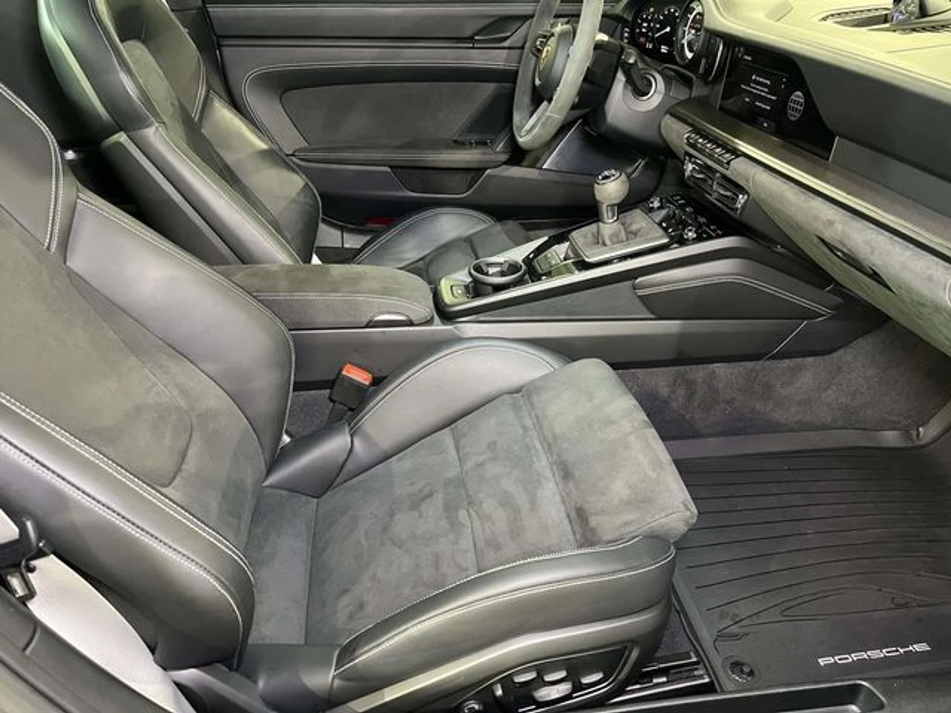 mph021_284612802_c7690d30b19cd15f5fee8d58899a91dax_ec57d0439c