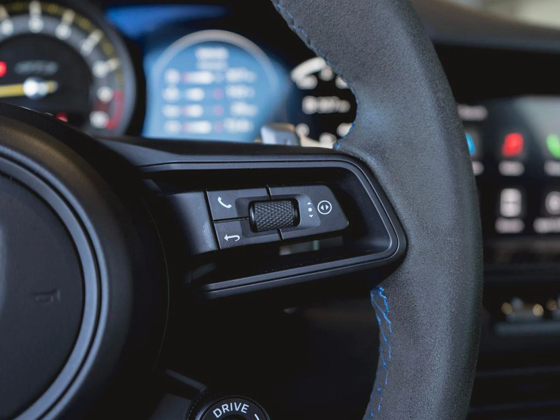 mph021_2846238460_Y_Yp_GL_Uwg9_Zhih_Qu_Dv_D4v9pb_Py_Q_1de690ccfe