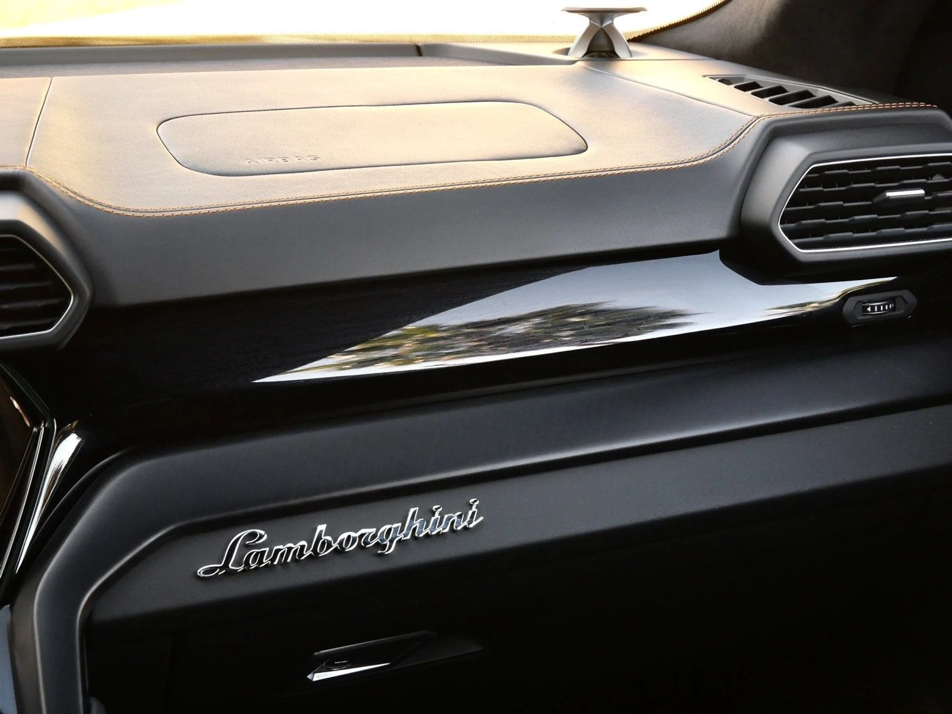 mph021_2855048803_471398c70fb536b549f84447fea7ec21x_b3f4bf423a