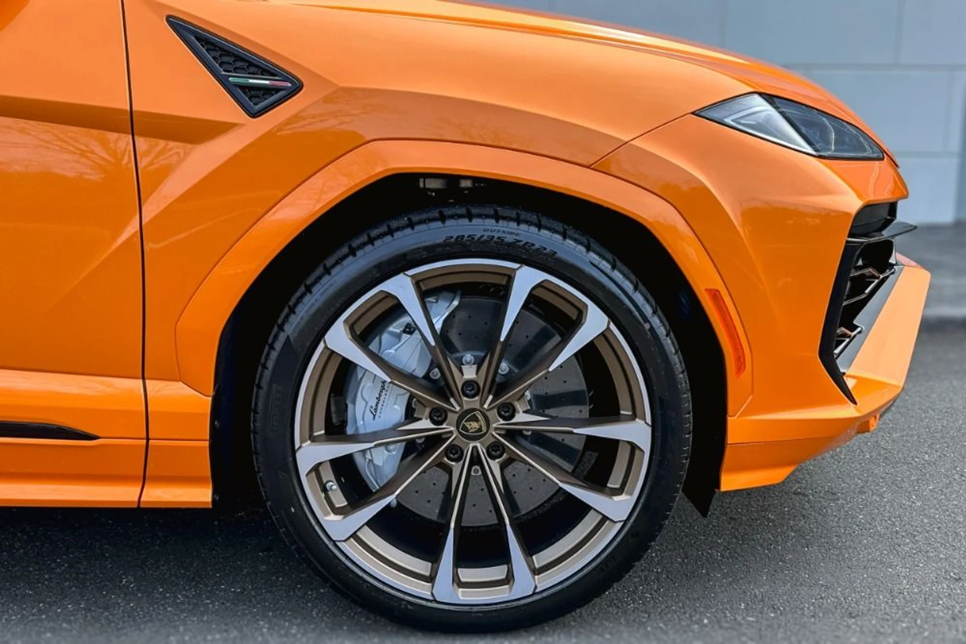 mph021_2856377322_New_2026_Lamborghini_Urus_SE_1776108765_14ba935cc0