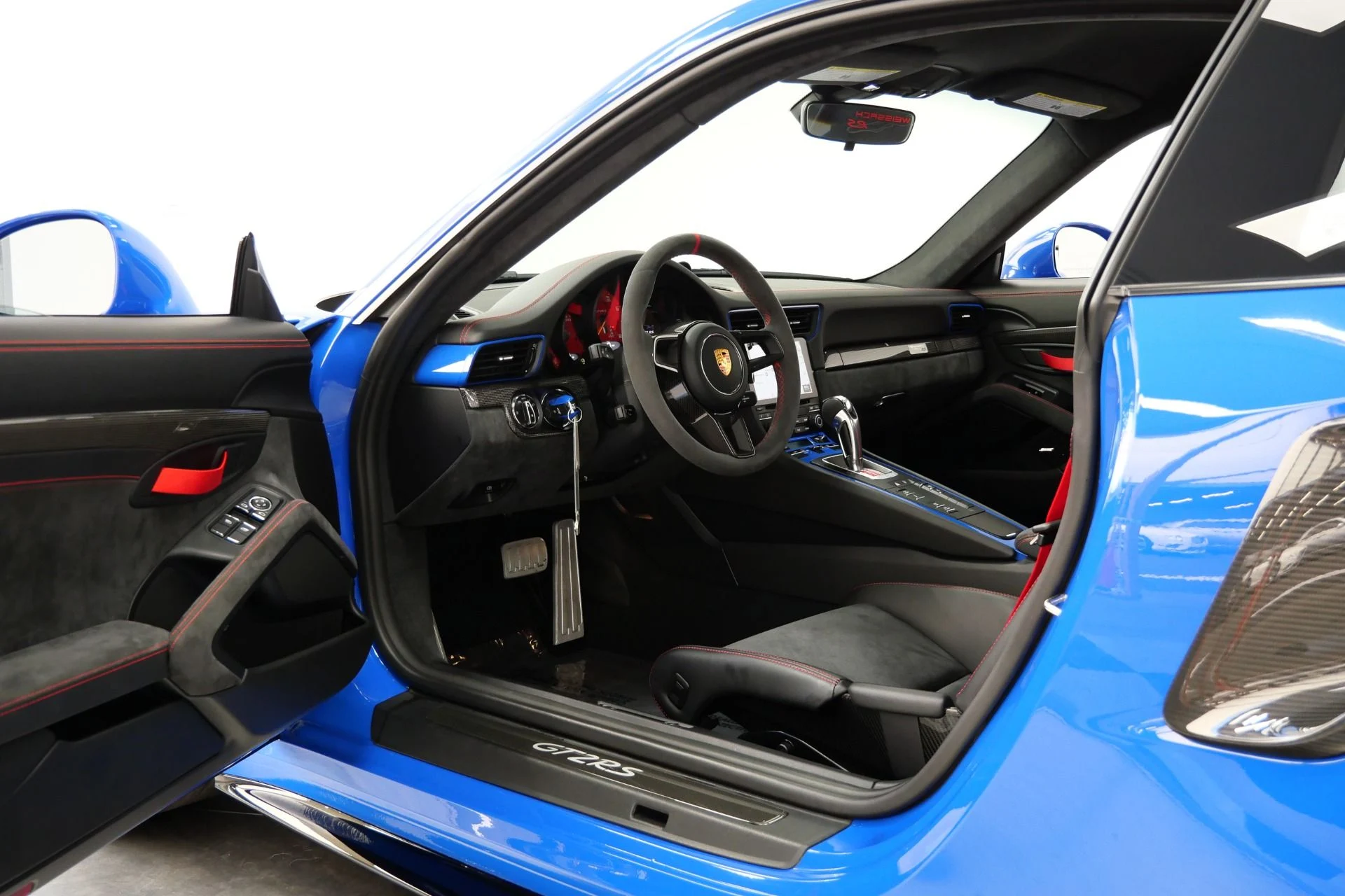 mph021_2858455751_Used_2019_Porsche_911_GT_2_RS_Paint_to_Sample_Weissach_package_CXX_Options_1787850185_4ff8a5f0f1
