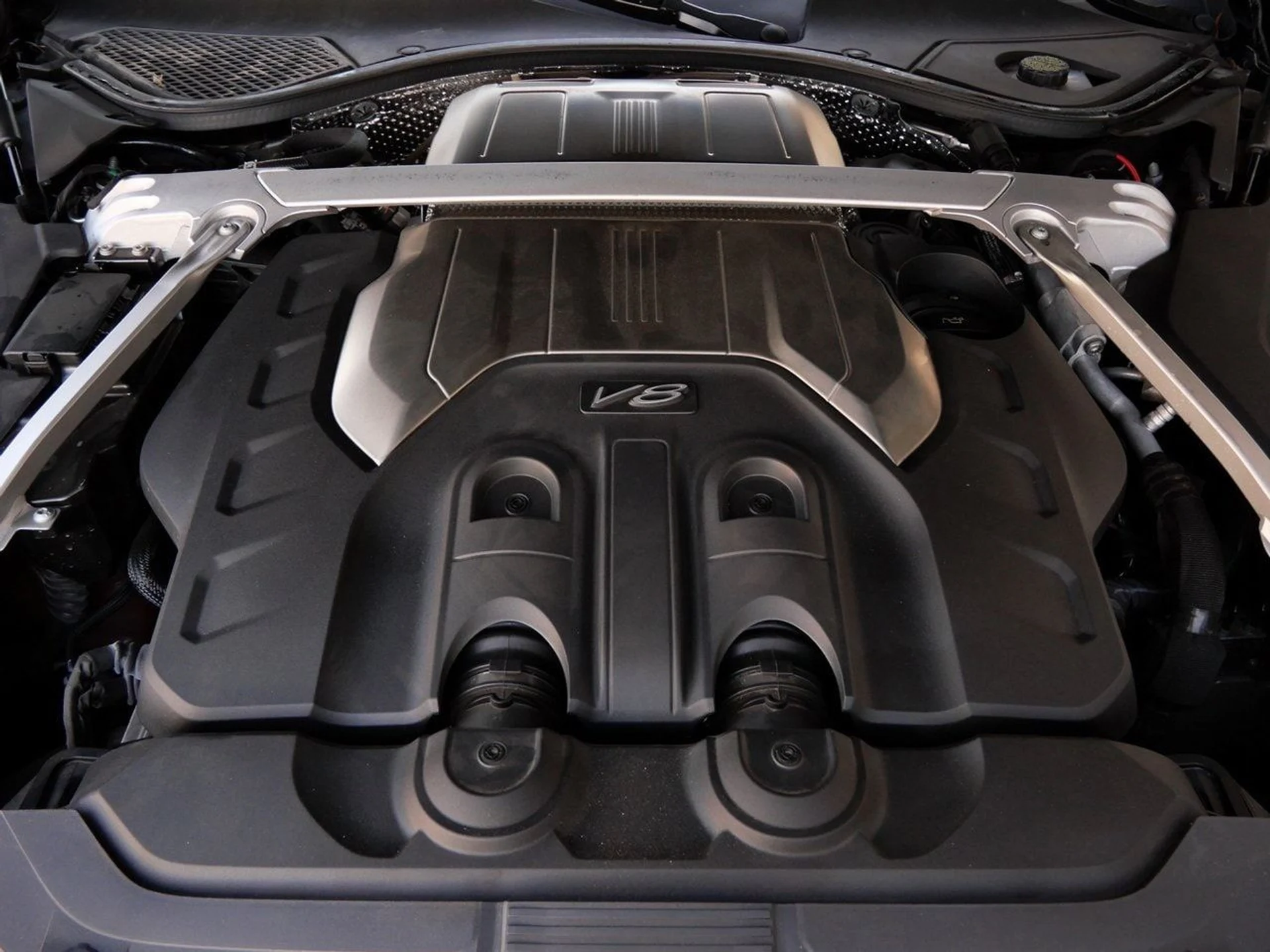 mph021_2867426406_7af114de5ce2edb788c8bd944dea9952x_e1b477d397