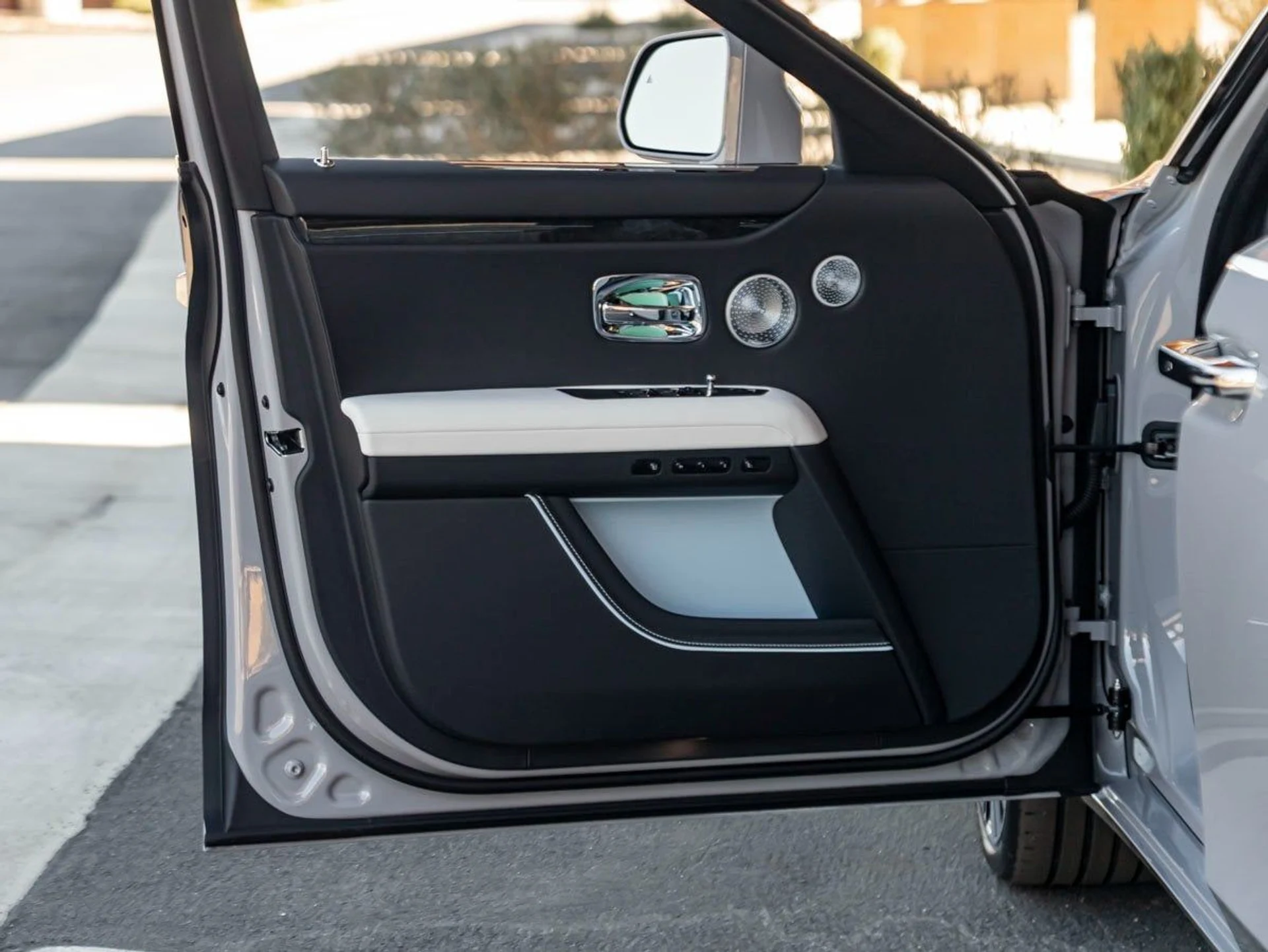 mph021_2869868045_22_2ce77ecd6c