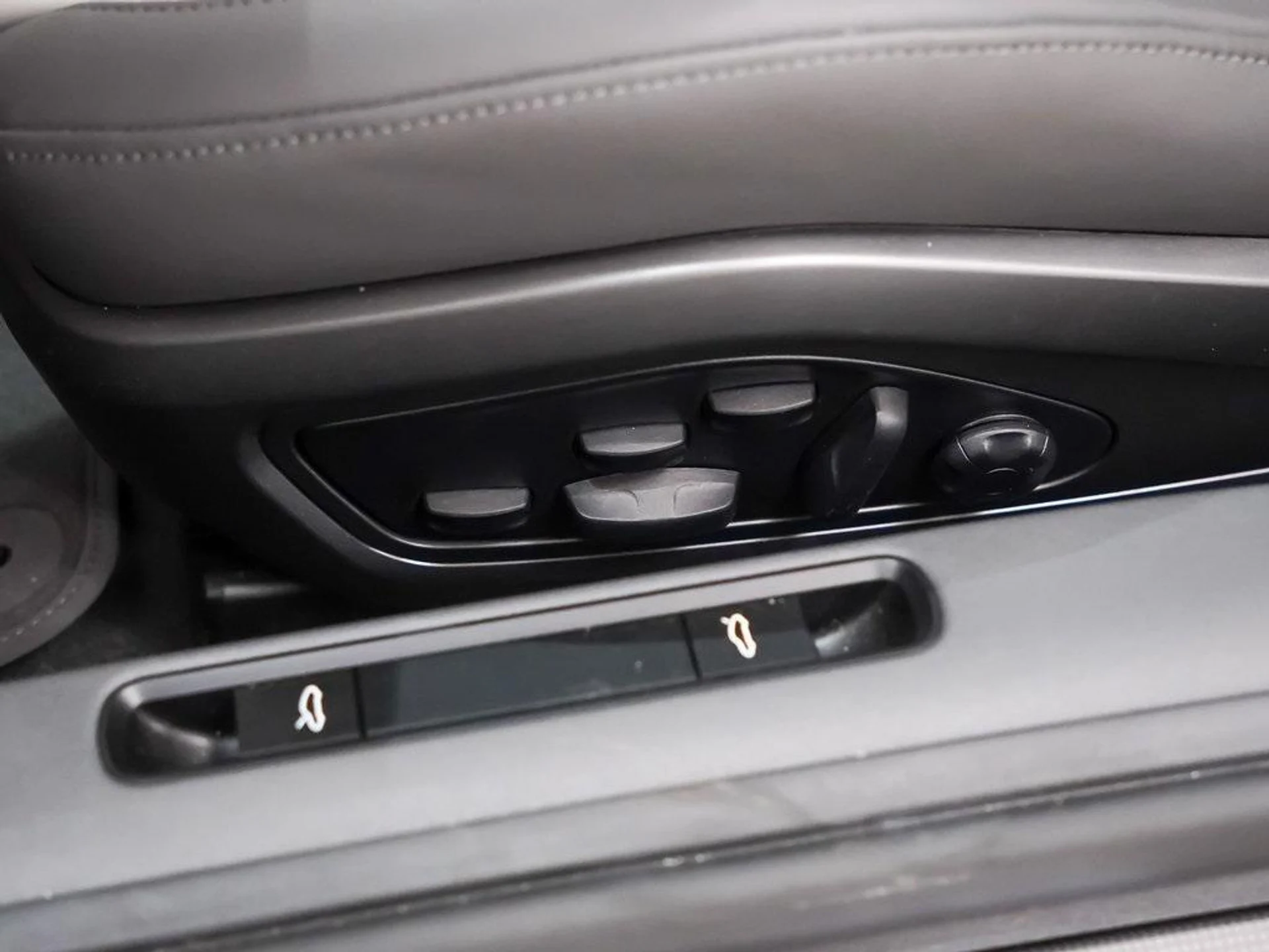 mph021_2871233449_FSI_9_Tp_A_Fa_7_Vx_V_Cy_Lo_VJ_a_UOY_6_M_8334b93df6