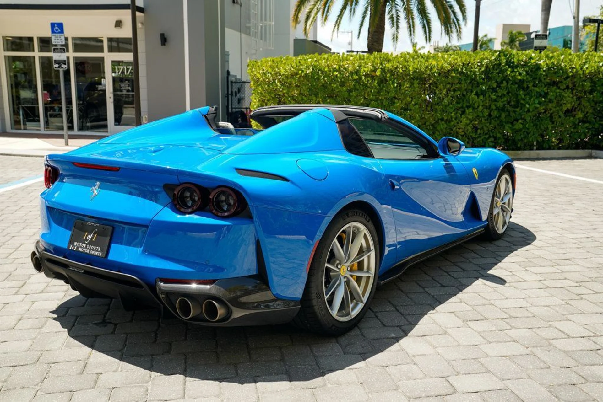 mph021_2874002039_used_2022_ferrari_812_gts_convertible_14354_22898644_22_1024_7edccfe9c7