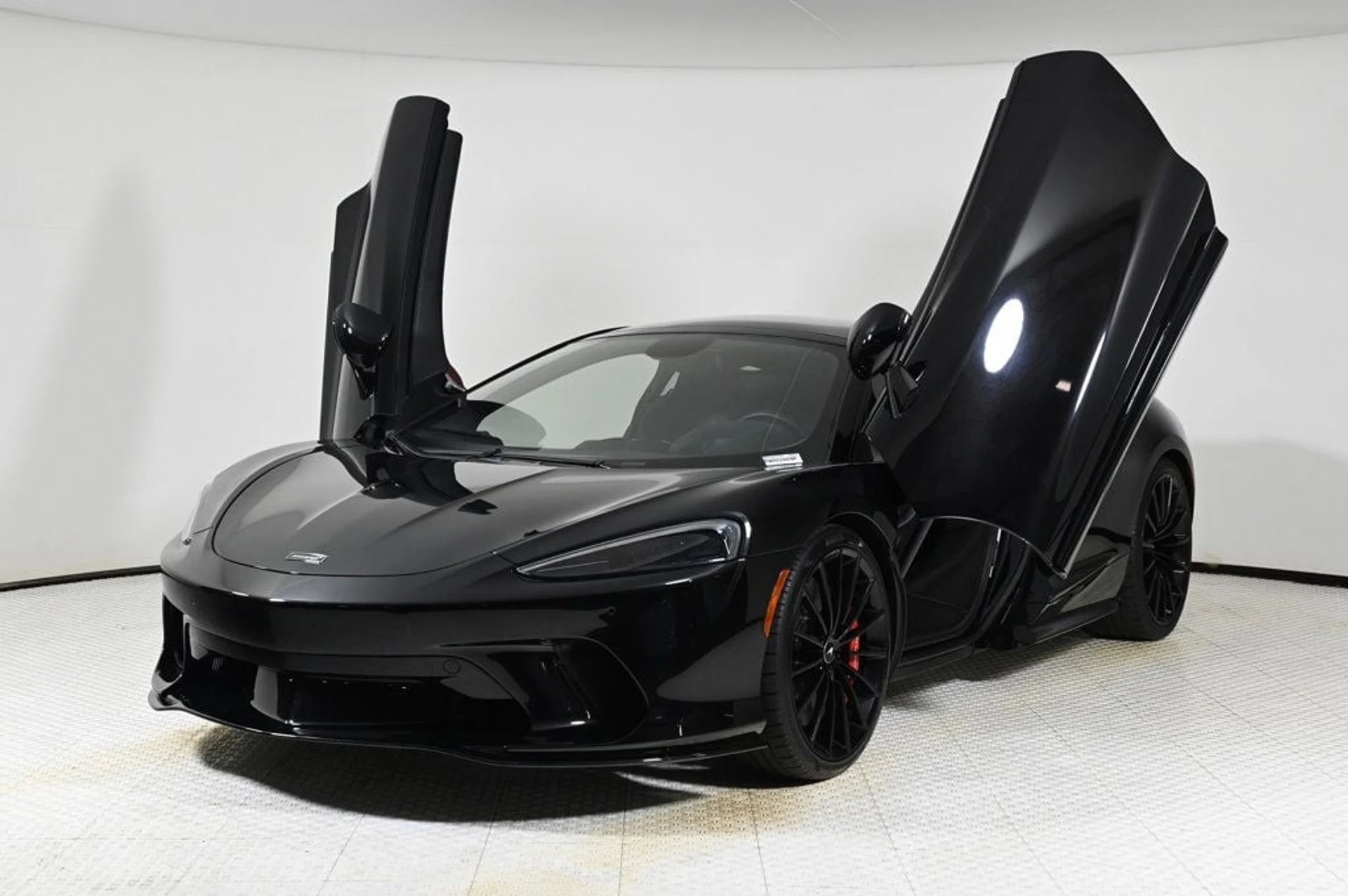 mph021_2875271012_used_2023_mclaren_gt_base_11350_22905054_21_1024_1e1852afde