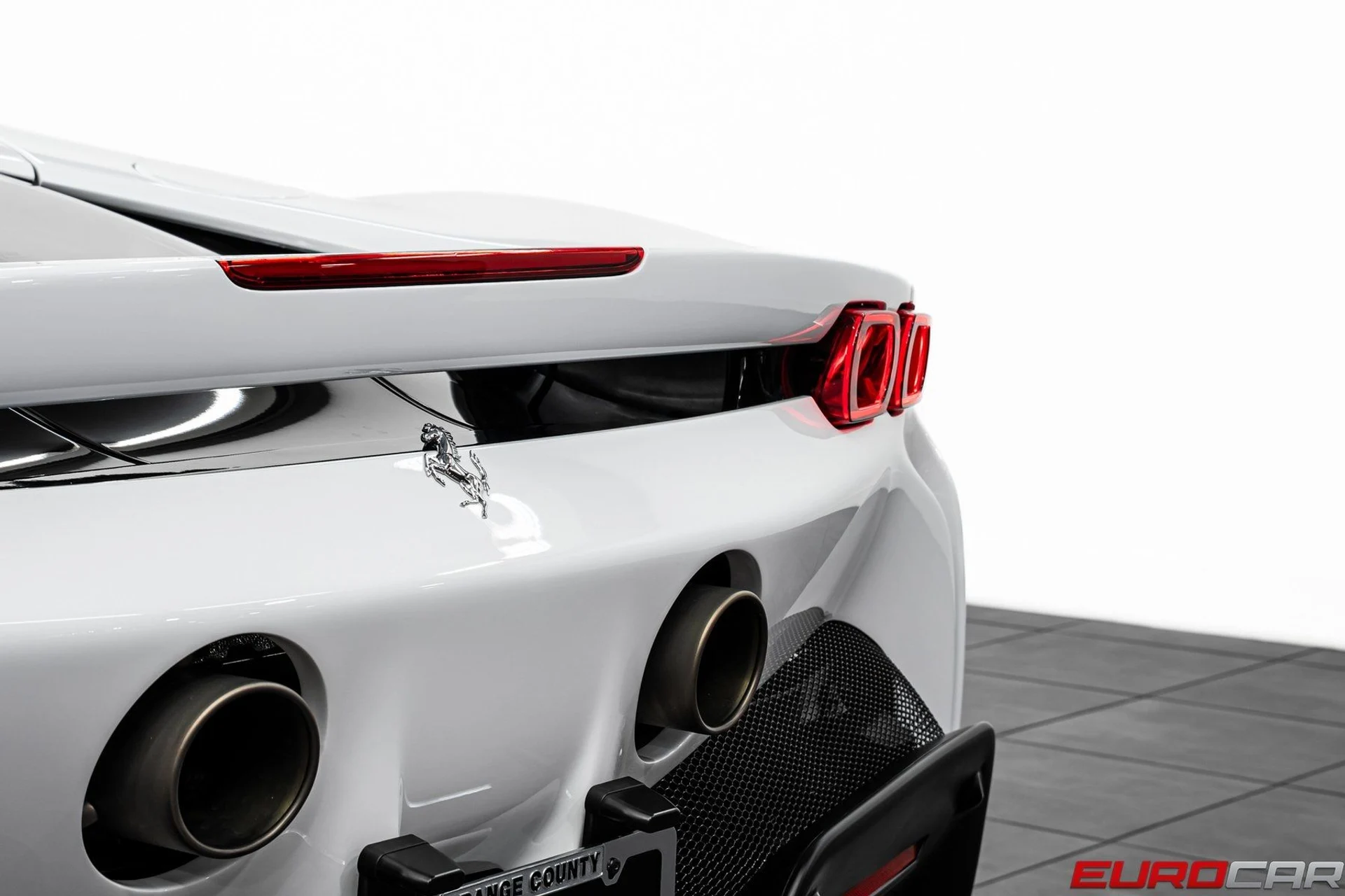 mph021_2877109058_image_22_a23630e914