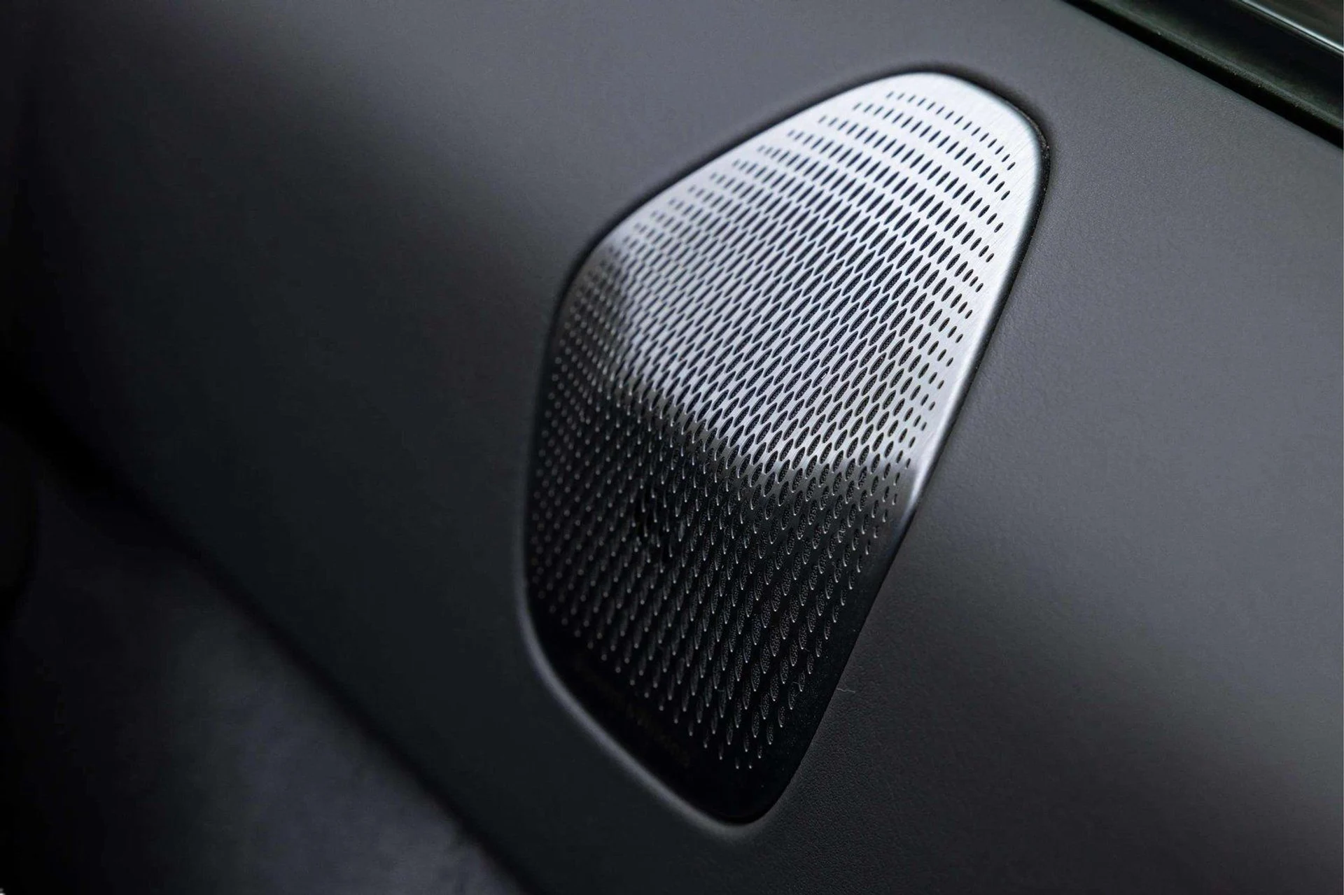 mph021_2879225744_image_22_ff8674d7f8