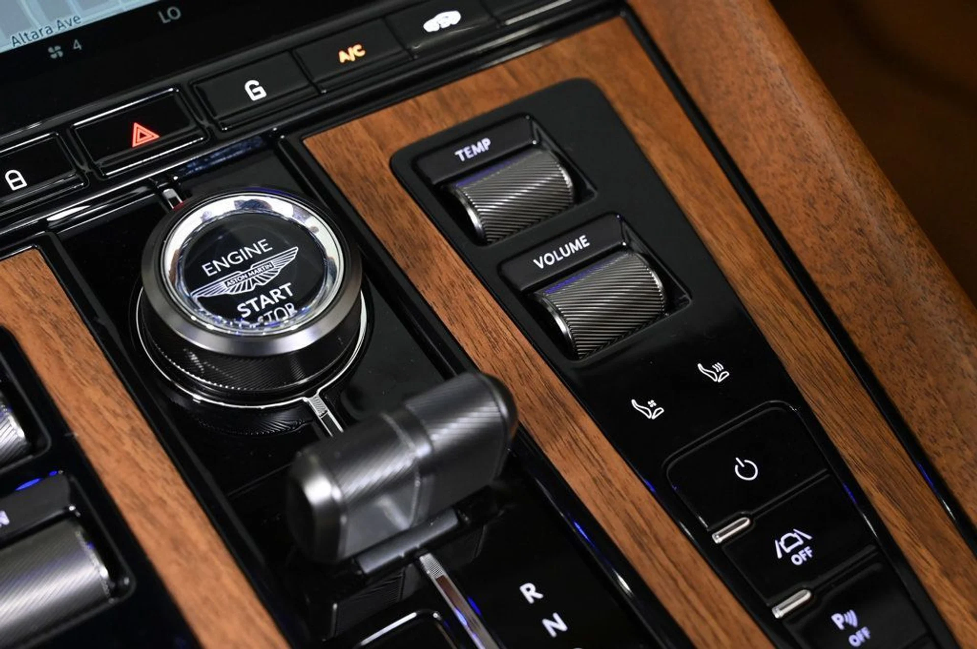 mph021_2880094373_new_2026_aston_martin_db12_11350_22928524_21_1024_259b96512d