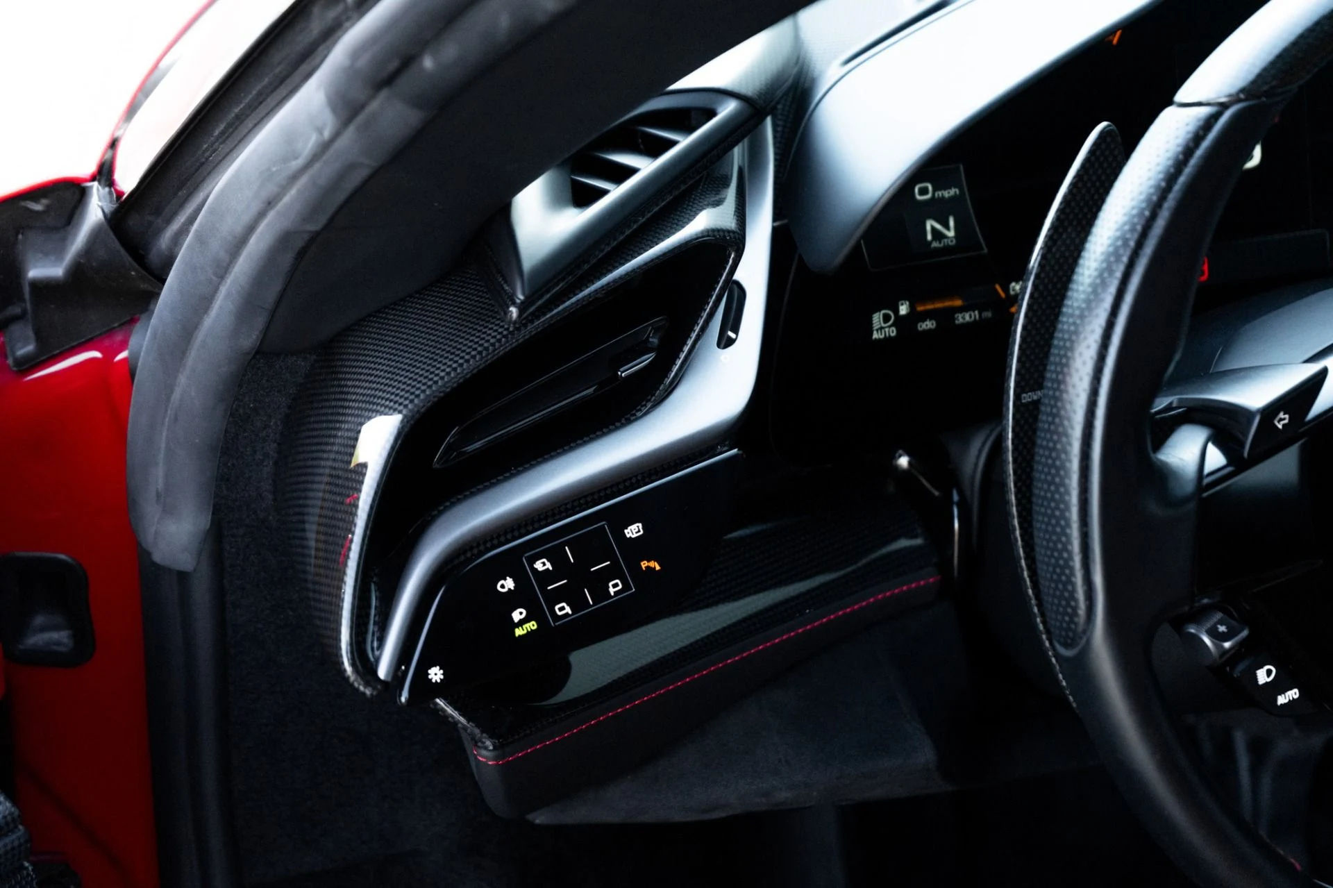 mph021_2883360186_Used_2023_Ferrari_SF_90_Stradale_1764710816_92bc16e55f