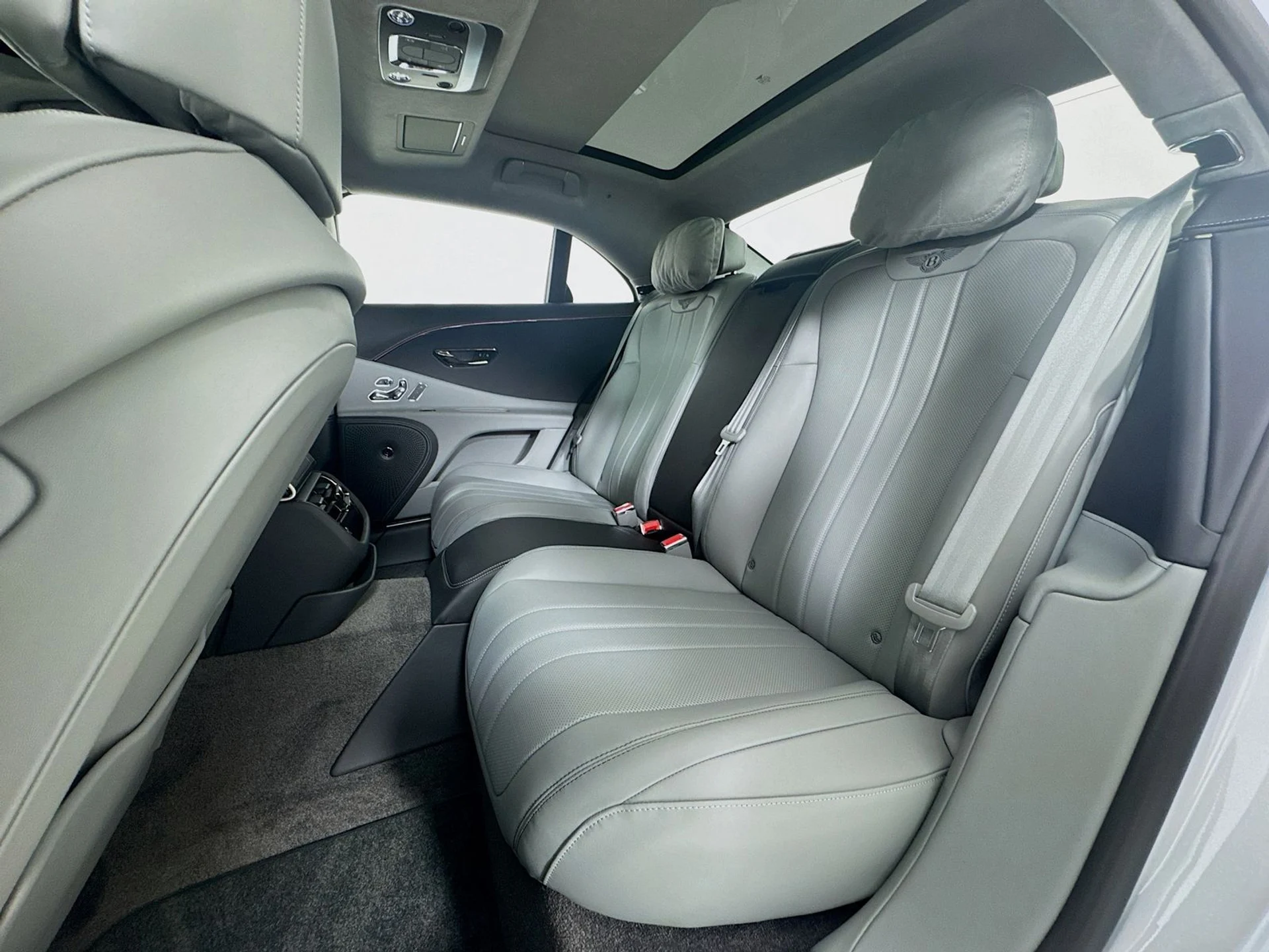 mph021_2884943393_89cf1eb8928f7fa1058857275f4d9566x_7871dc0b82