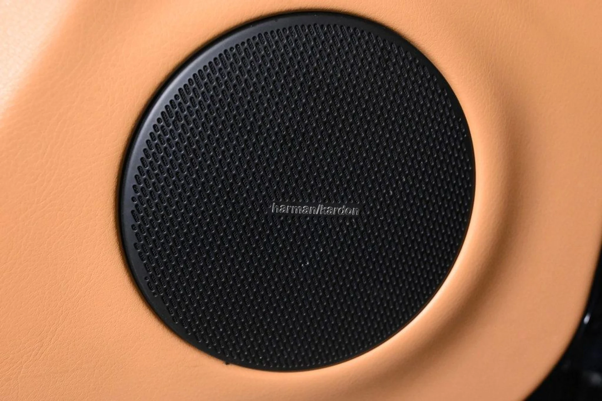 mph021_2889309320_used_2019_maserati_granturismo_sport_11350_23000858_21_1024_ac44820aa4