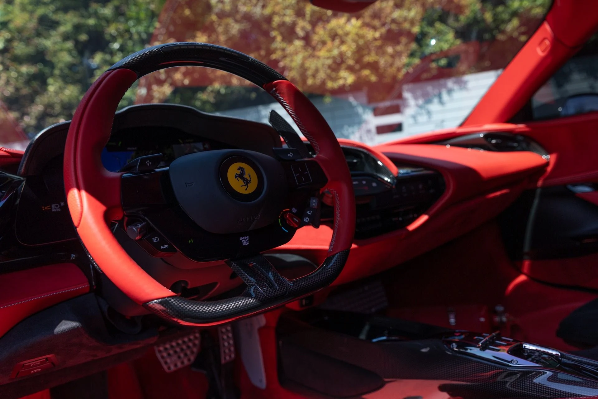 mph021_2900165562_Used_2023_Ferrari_SF_90_Stradale_1745965089_d84fdfb00d
