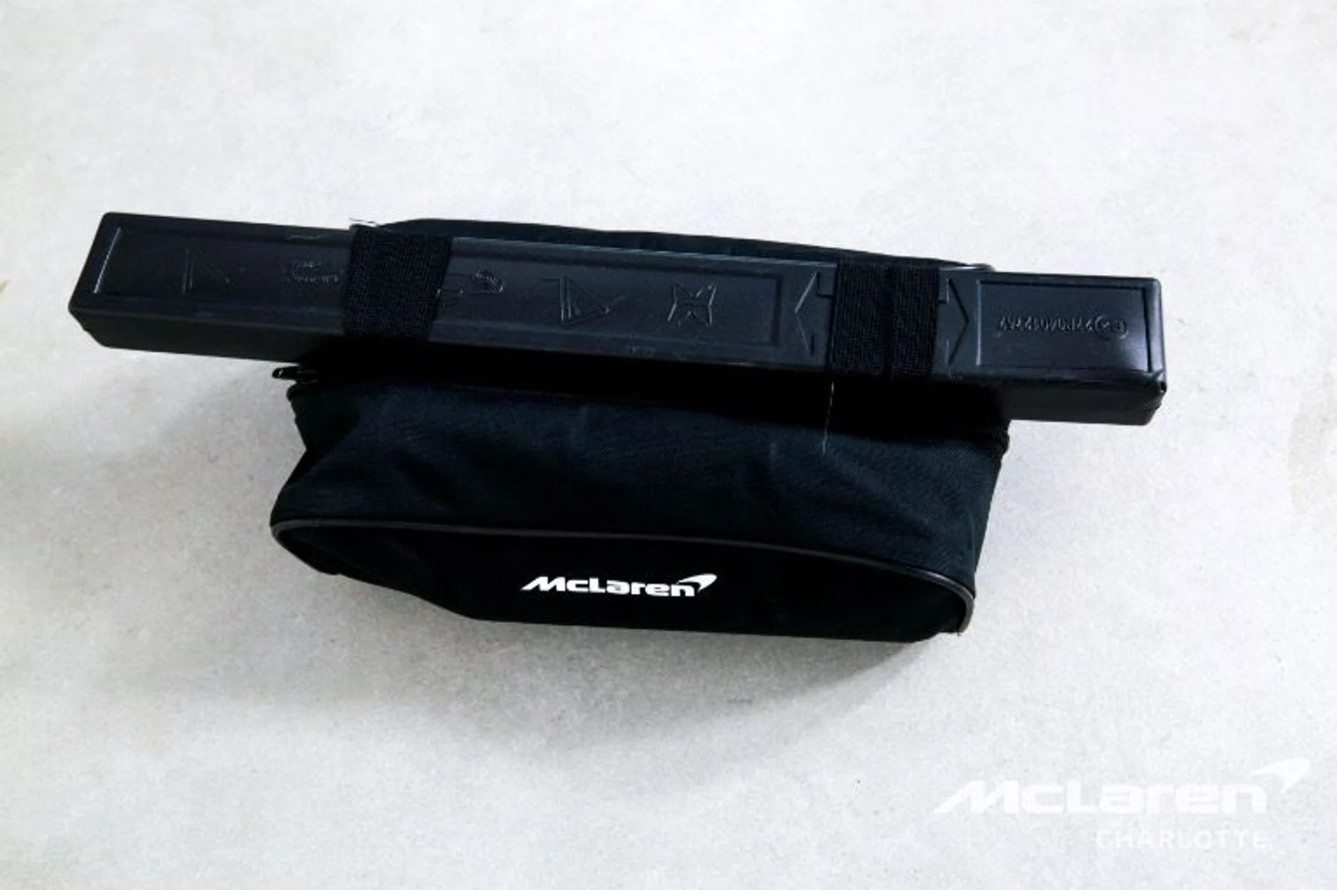 mph021_2913763065_Used_2025_Mc_Laren_Artura_Spider_ec4cc2e90d