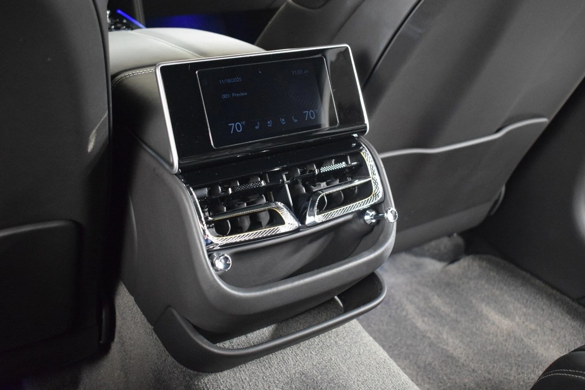 mph021_2915066563_c957a3e6e8ee6fef7f9afa940c8aa5adx_6de5bc34db