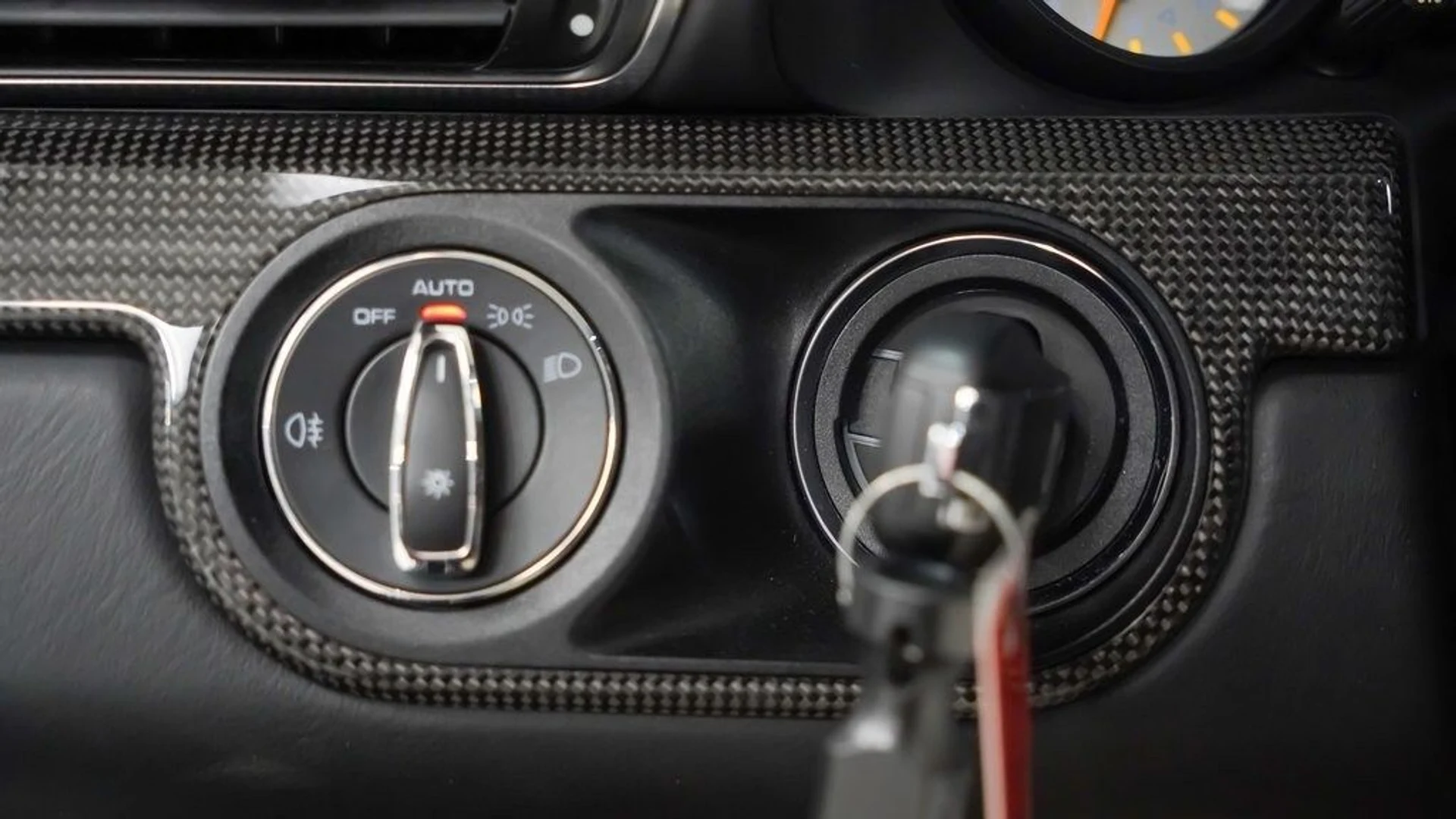 mph021_291883678_eab7d2e7c914dccda19fbc7bc8abe136x_2caa9123bf