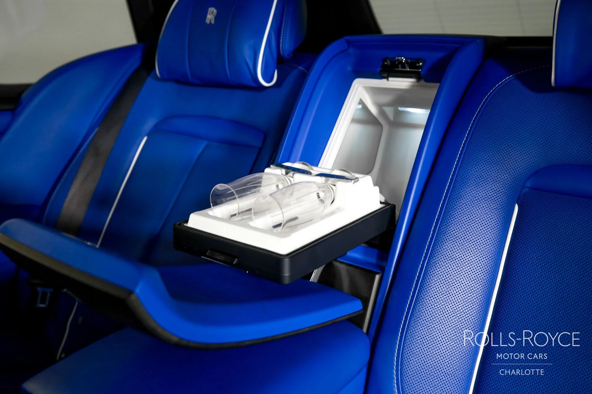 mph021_2922161708_Used_2021_Rolls_Royce_Cullinan_1771363967_106d153361