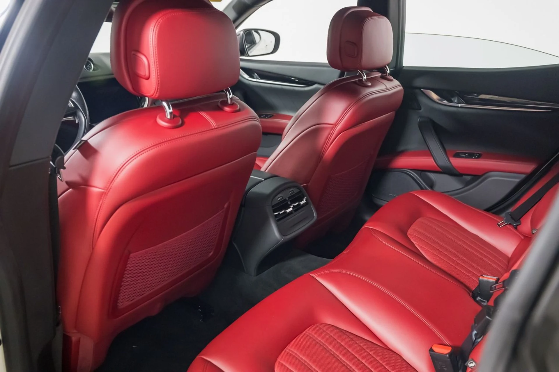 mph021_2922217790_4be2b6a25c16454884d7a7c0c56eb8d6_bf0e164e02