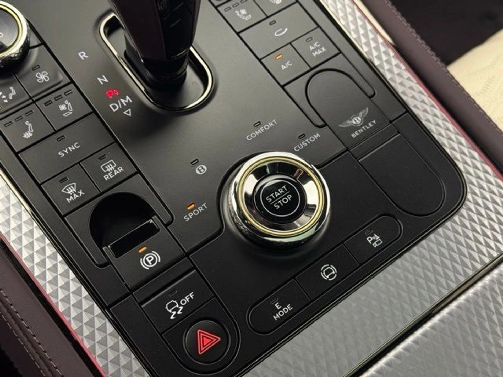 mph021_2932158832_peoc8raz76lgcenkz2w7ssemg50d_34708e9498