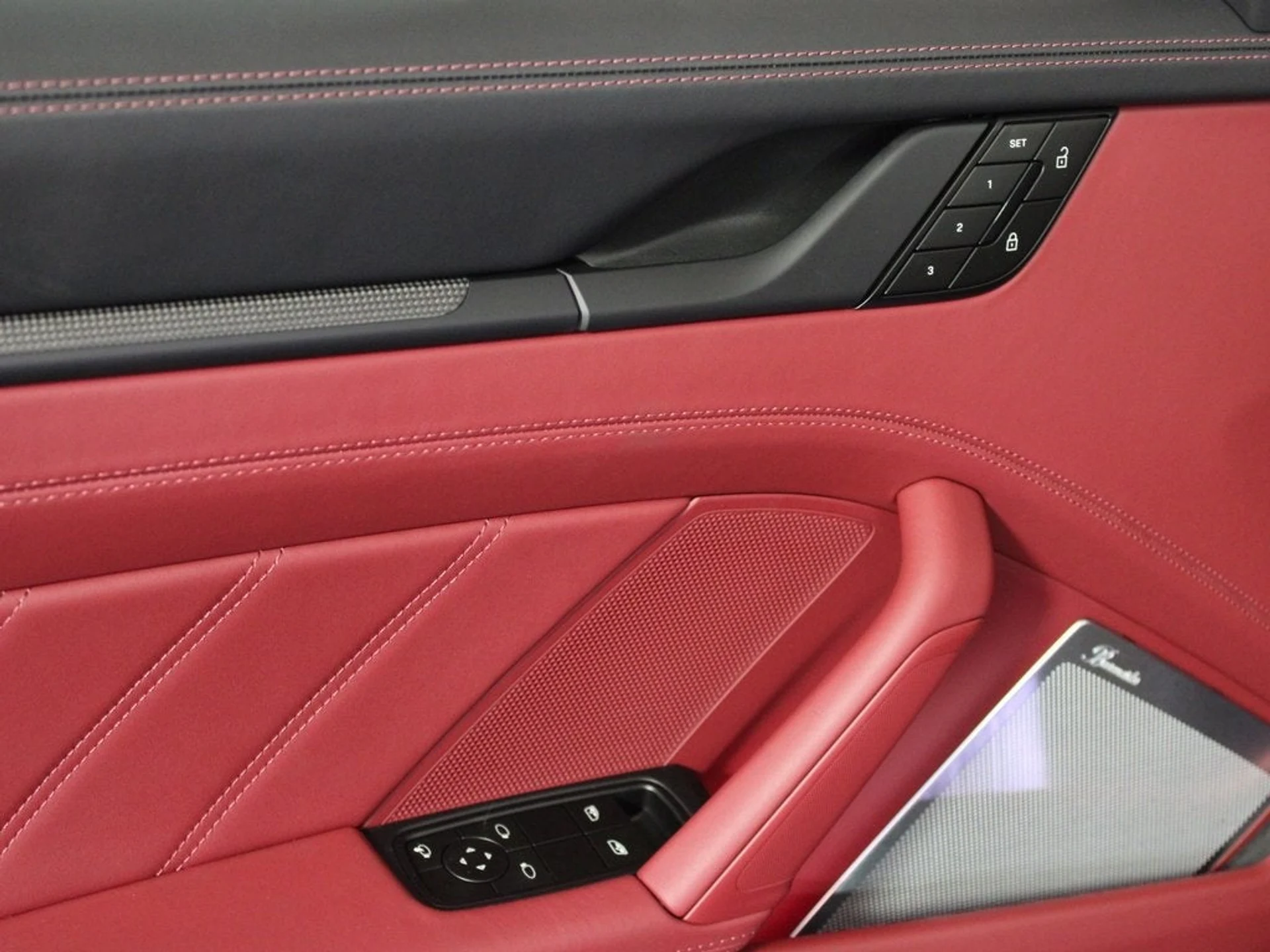 mph021_2935168338_22_03fdbb3ac0