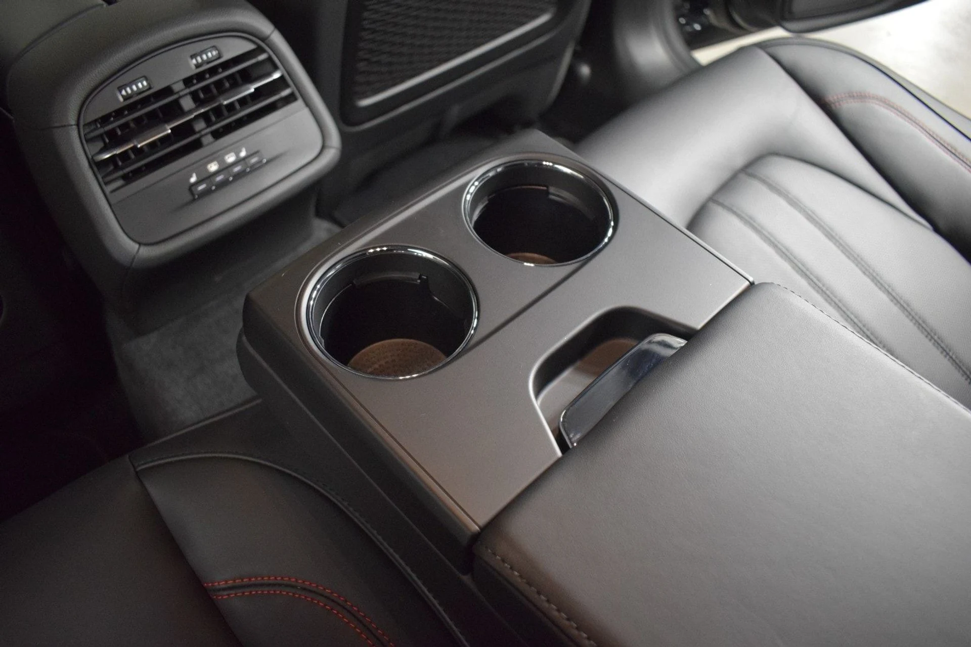 mph021_2960059833_bda8de944f20ba0db5b14b1fb9e4f8d2x_3d1502fdf2