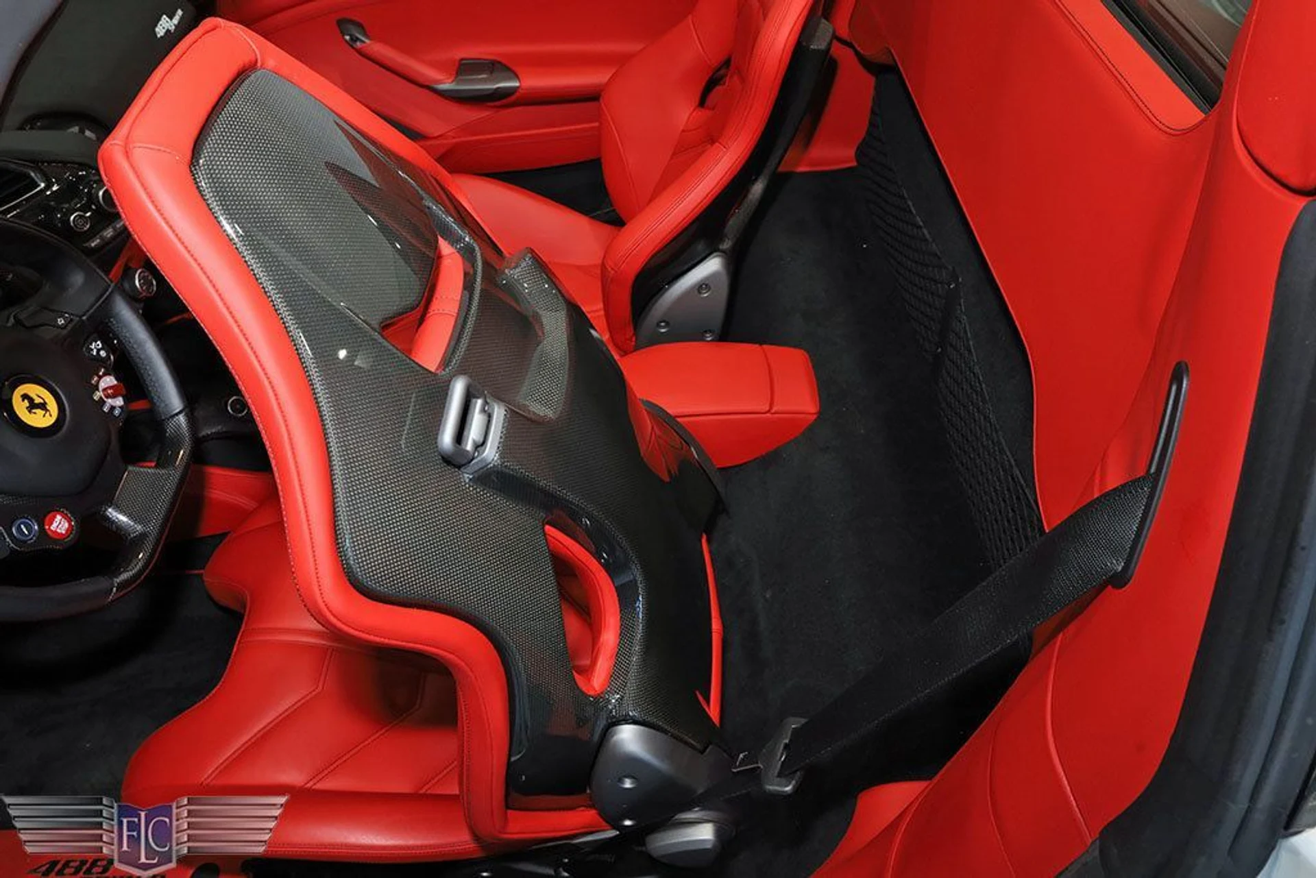 mph021_2961667007_used_2019_ferrari_488_spider_convertible_9689_22223327_22_1024_a0ef1bf271