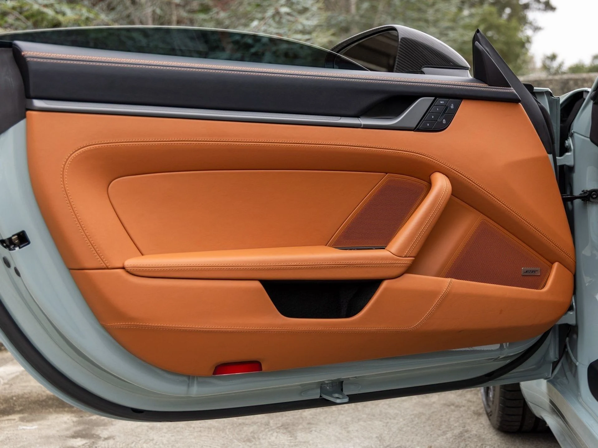 mph021_2963328241_22_1385546b3e