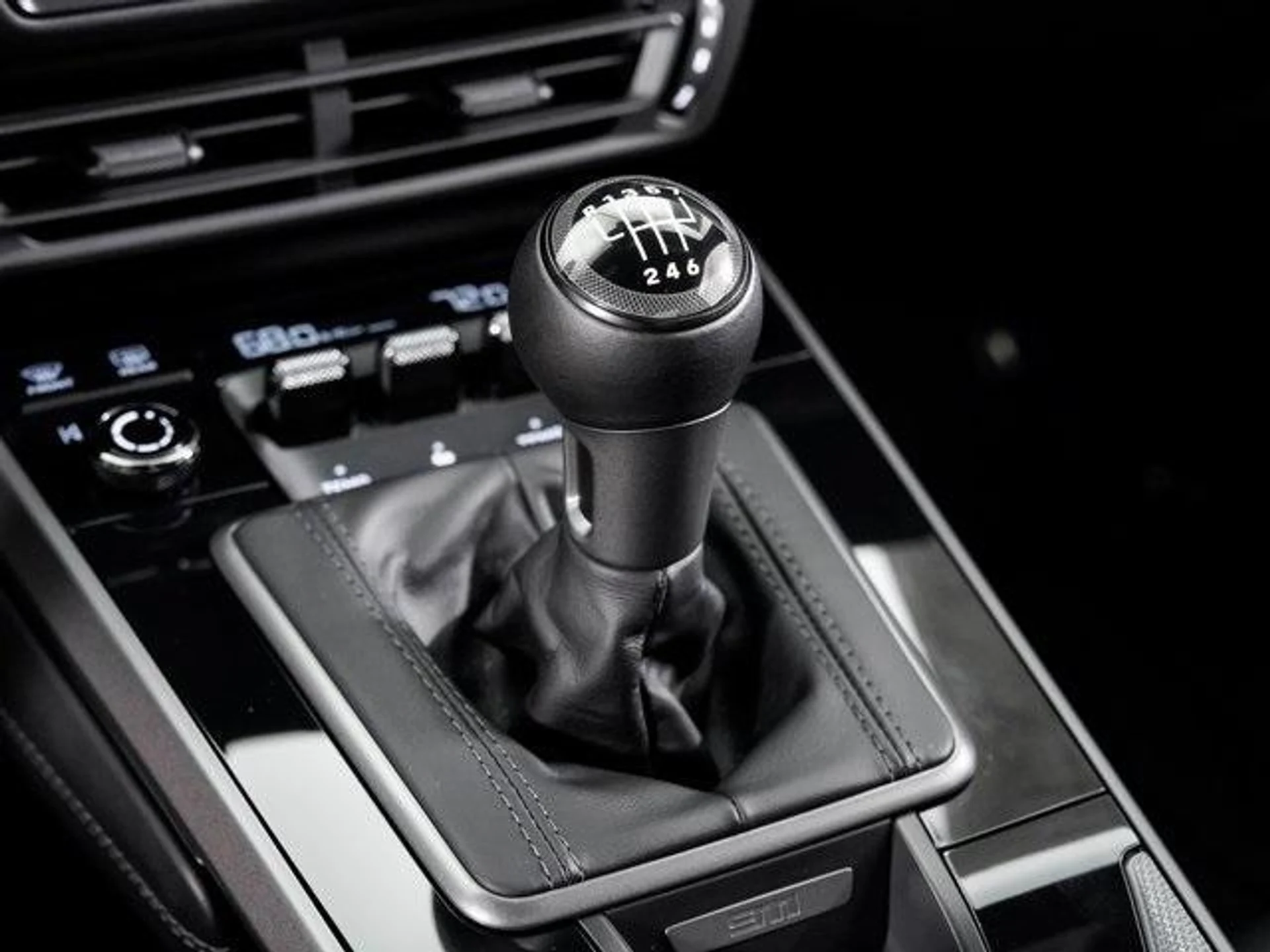 mph021_2969598652_Vso_HR_0zxy4xu_Jbyne_Wfs_V2_X_Om7_Y_f5861357d3