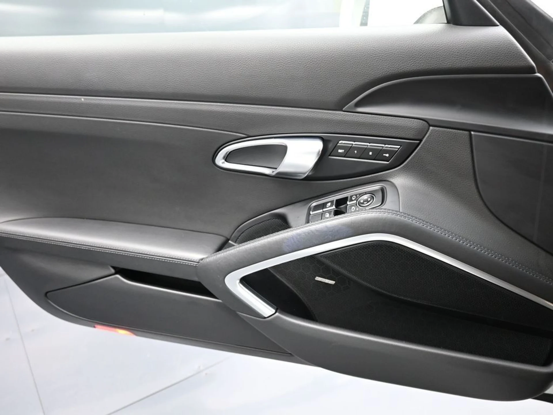 mph021_2970315989_0823eb41aefd00ca0bfa5120e47d7a24_5d414e2b5e