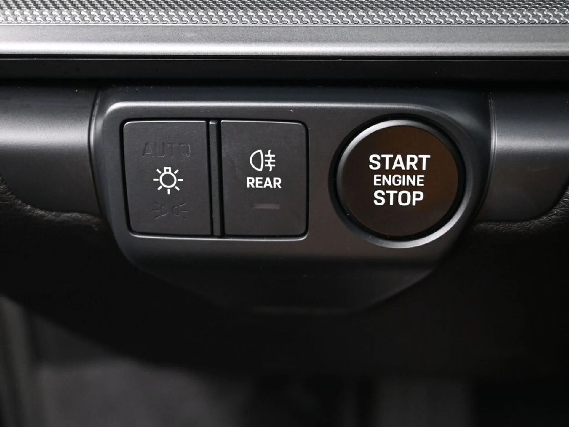 mph021_2973391108_2ad87e5222998bc67230a16f57a12735x_e60126fe7c