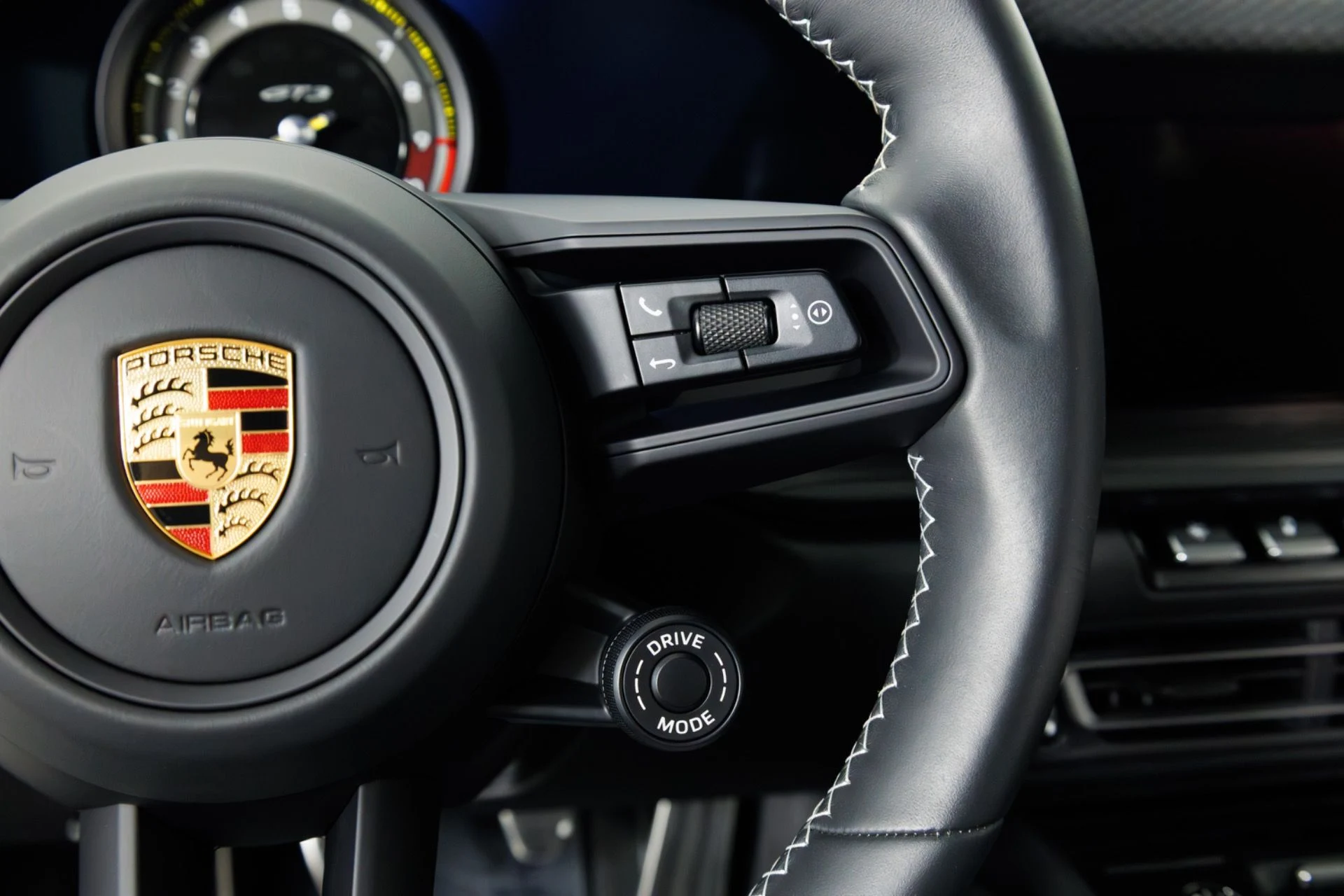 mph021_2976090585_Used_2022_Porsche_911_GT_3_Touring_1772748837_618fa9b41d