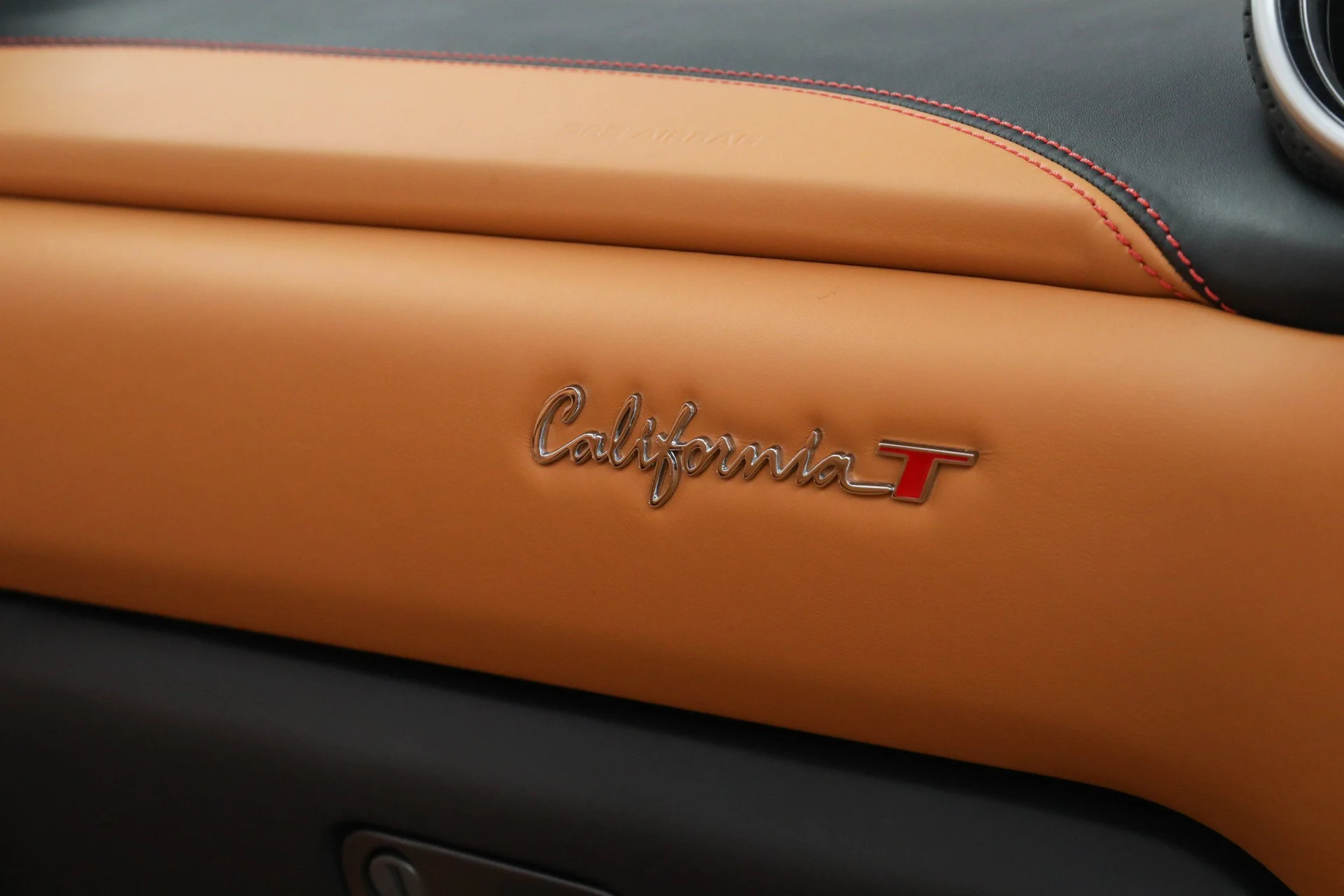 mph021_297655380_7e57f6540129c35cdd1f537e13114180_9df525a49a