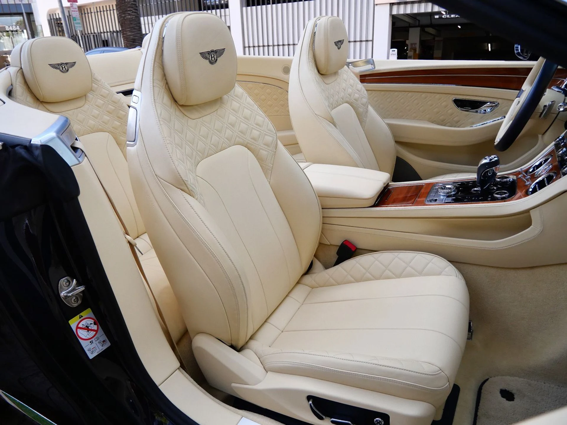 mph021_2985860142_9544698ada893ab01f9b86fb77521b48x_2db9cc0e0b